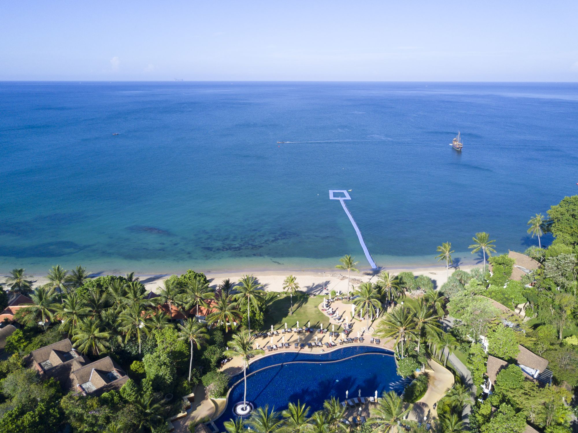 Rawi Warin Resort & Spa in Ko Lanta: Aerial View