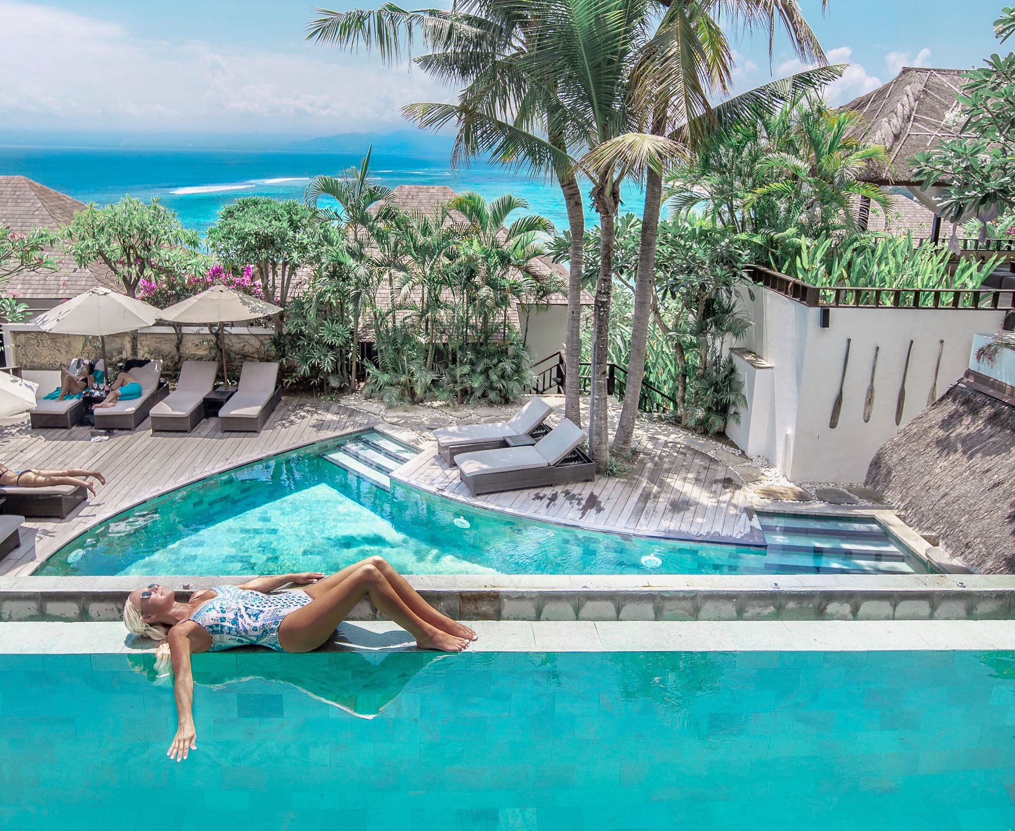 Batu Karang Lembongan Resort & Spa in Nusa Lembongan:  Batu Karang poolside