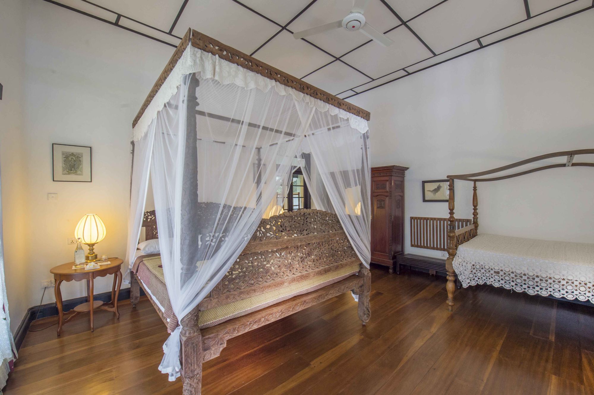 Horathapola Coconut Estate in Yakvila: Standard | Maha Camare Master Bed Room