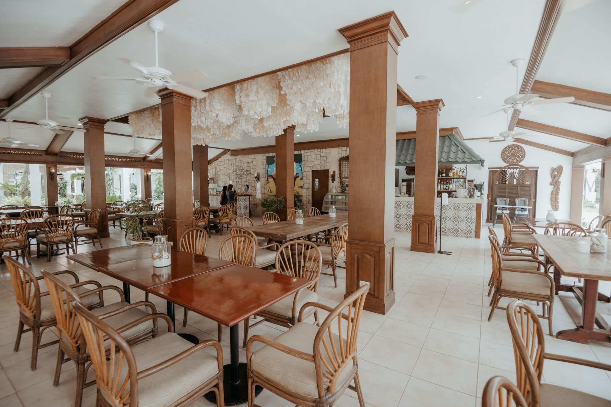 Costabella Tropical Beach Hotel à Cebu: La Marina