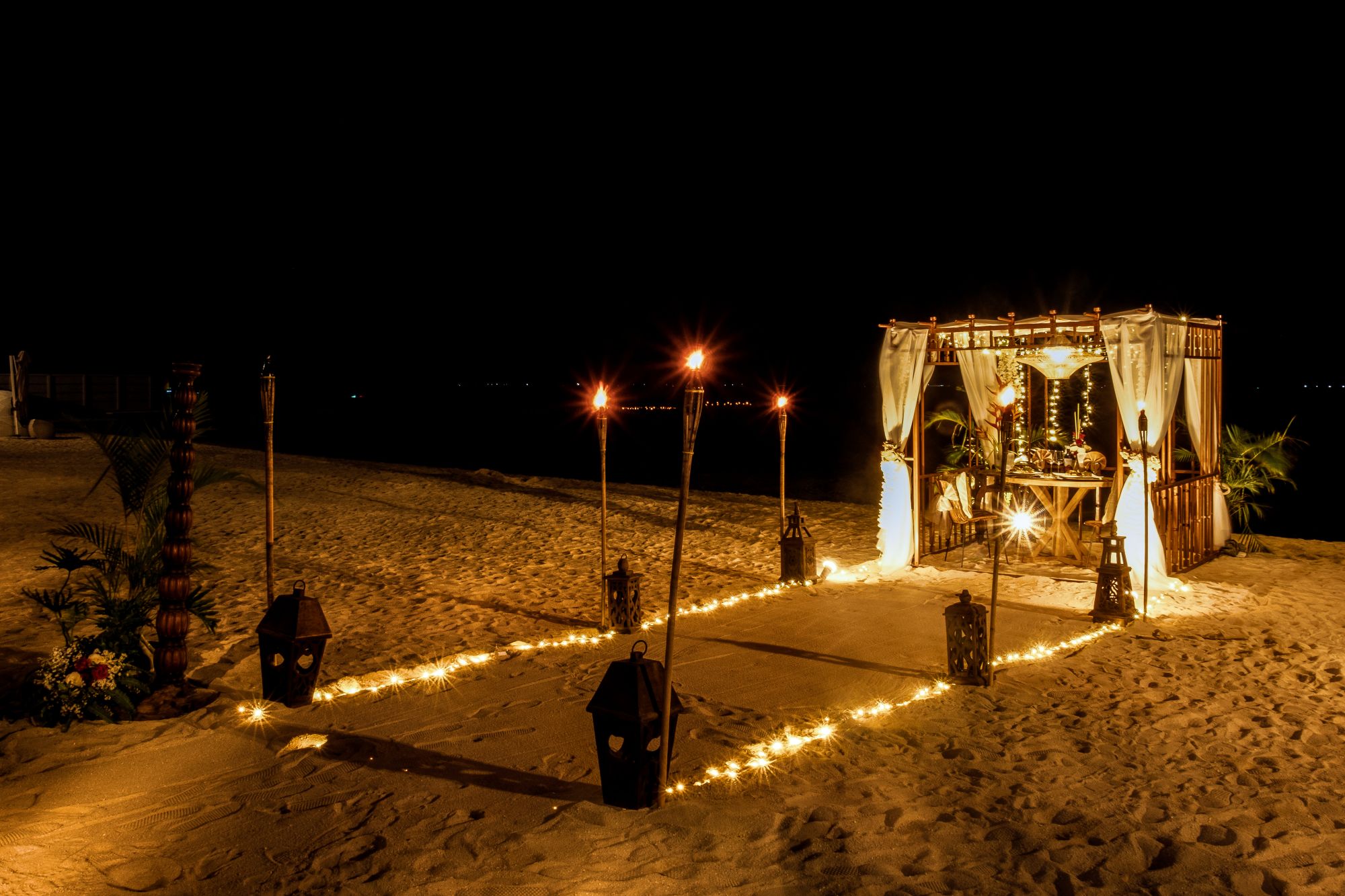 Costabella Tropical Beach Hotel à Cebu: Romantic Dinner Package