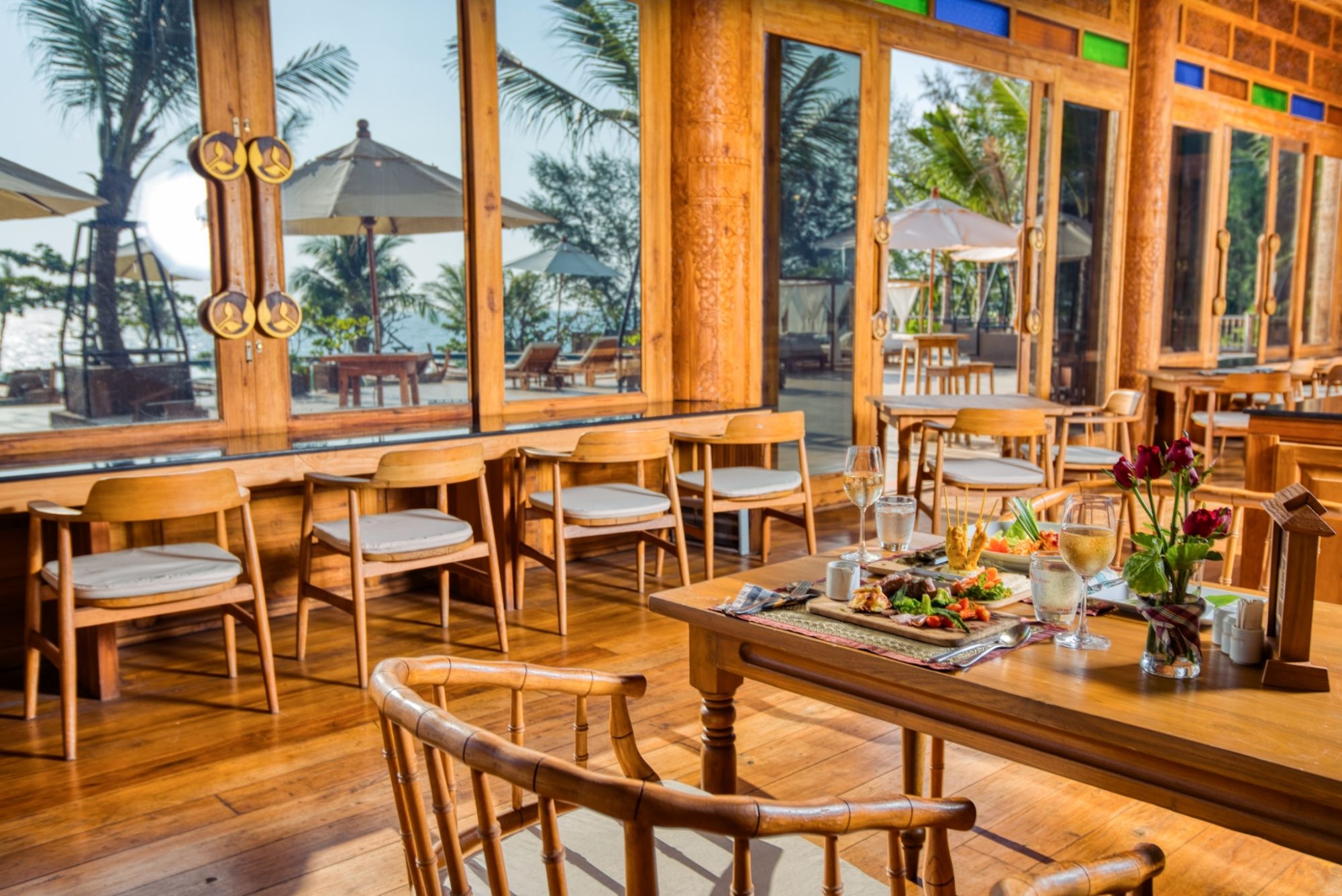 Santhiya Phuket Natai Resort & Spa: Chantara Restaurant