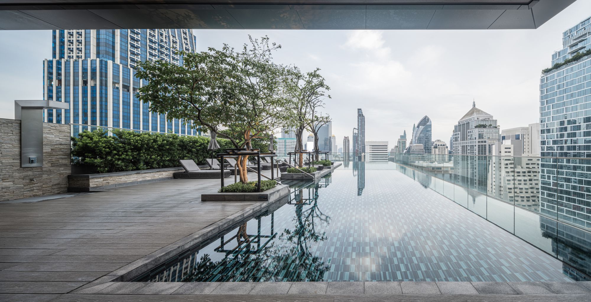 Sindhorn Midtown à Bangkok: Horizon Pool