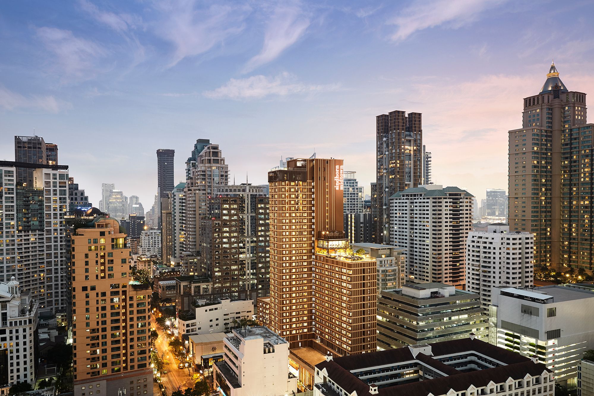 Sindhorn Midtown à Bangkok: Exterior view