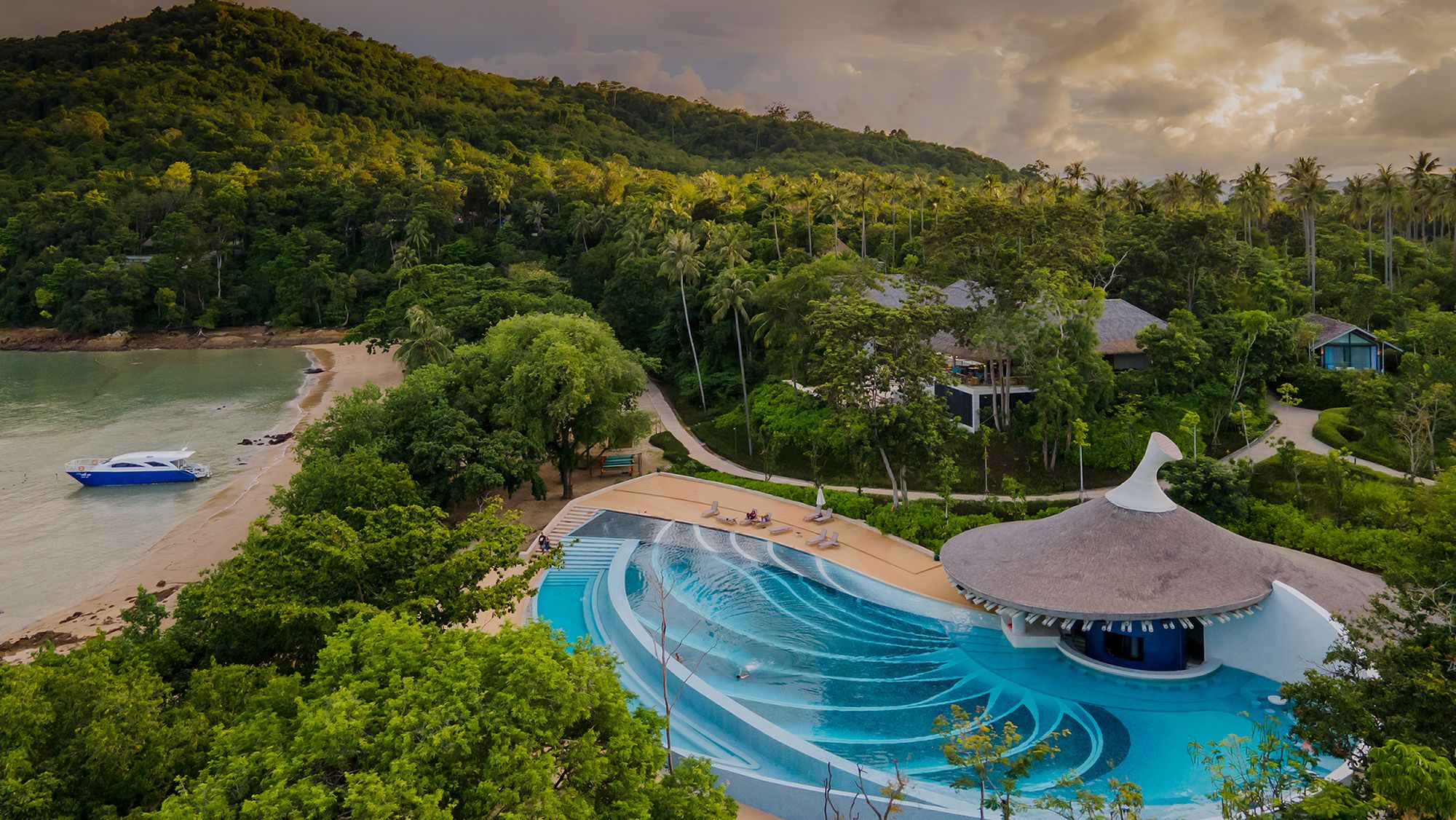 Island Escape by Burasari à Phuket: Pool Ocean Zone