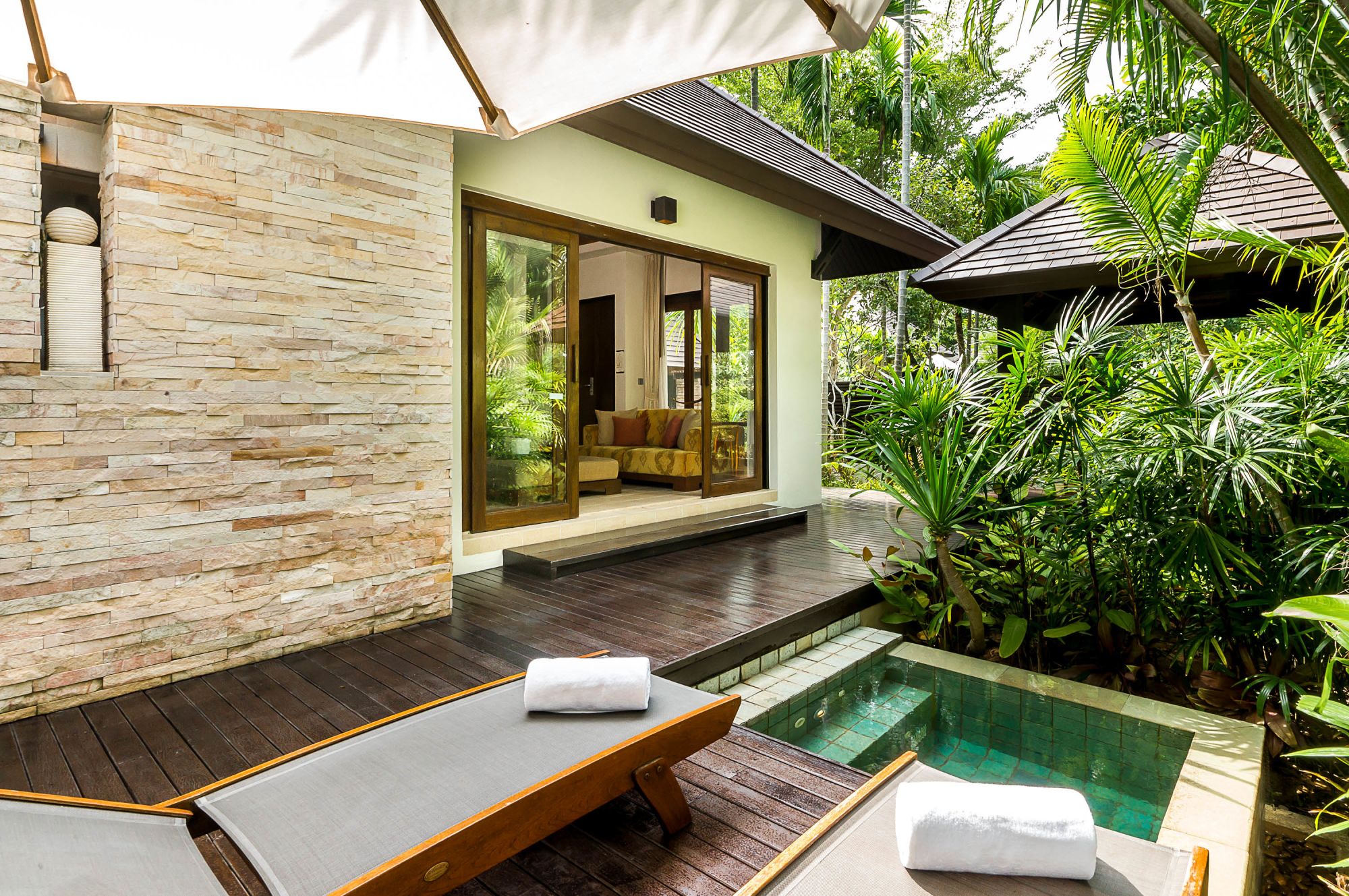 Sea Sand Sun Resort & Villas à Pattaya: Garden Suite with Jacuzzi