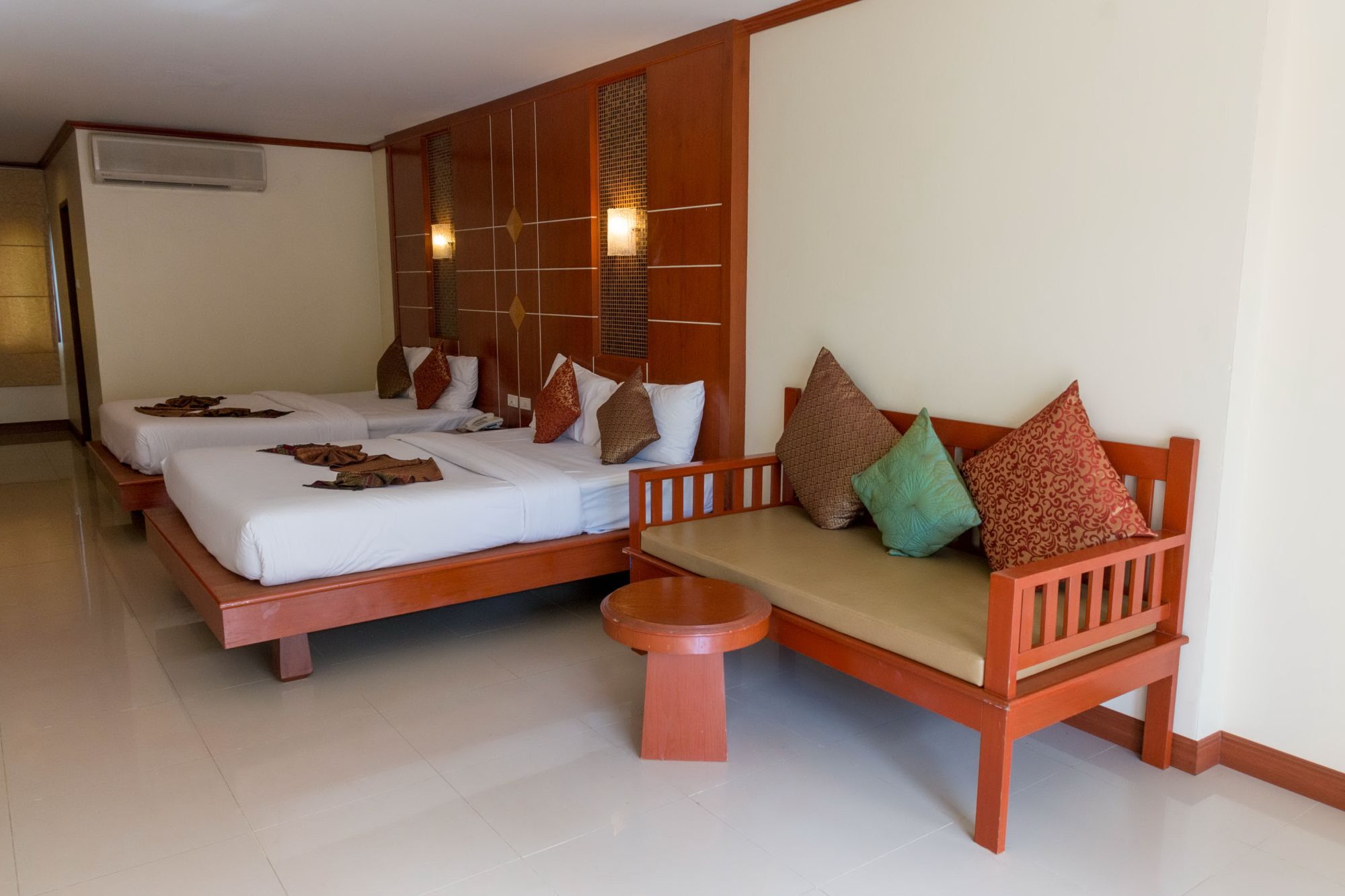 Lanta Casuarina Beach Resort à Ko Lanta: Family for 4