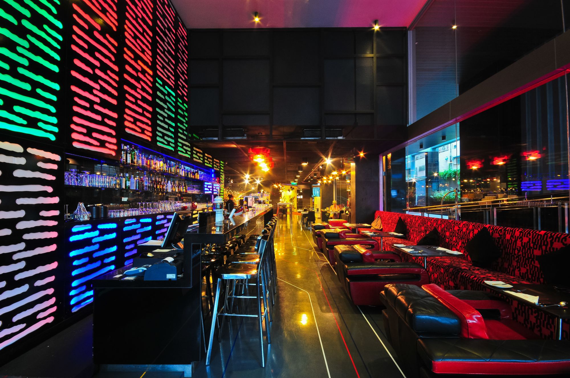 Galleria 10 Hotel in Bangkok: @g Restaurant & Bar