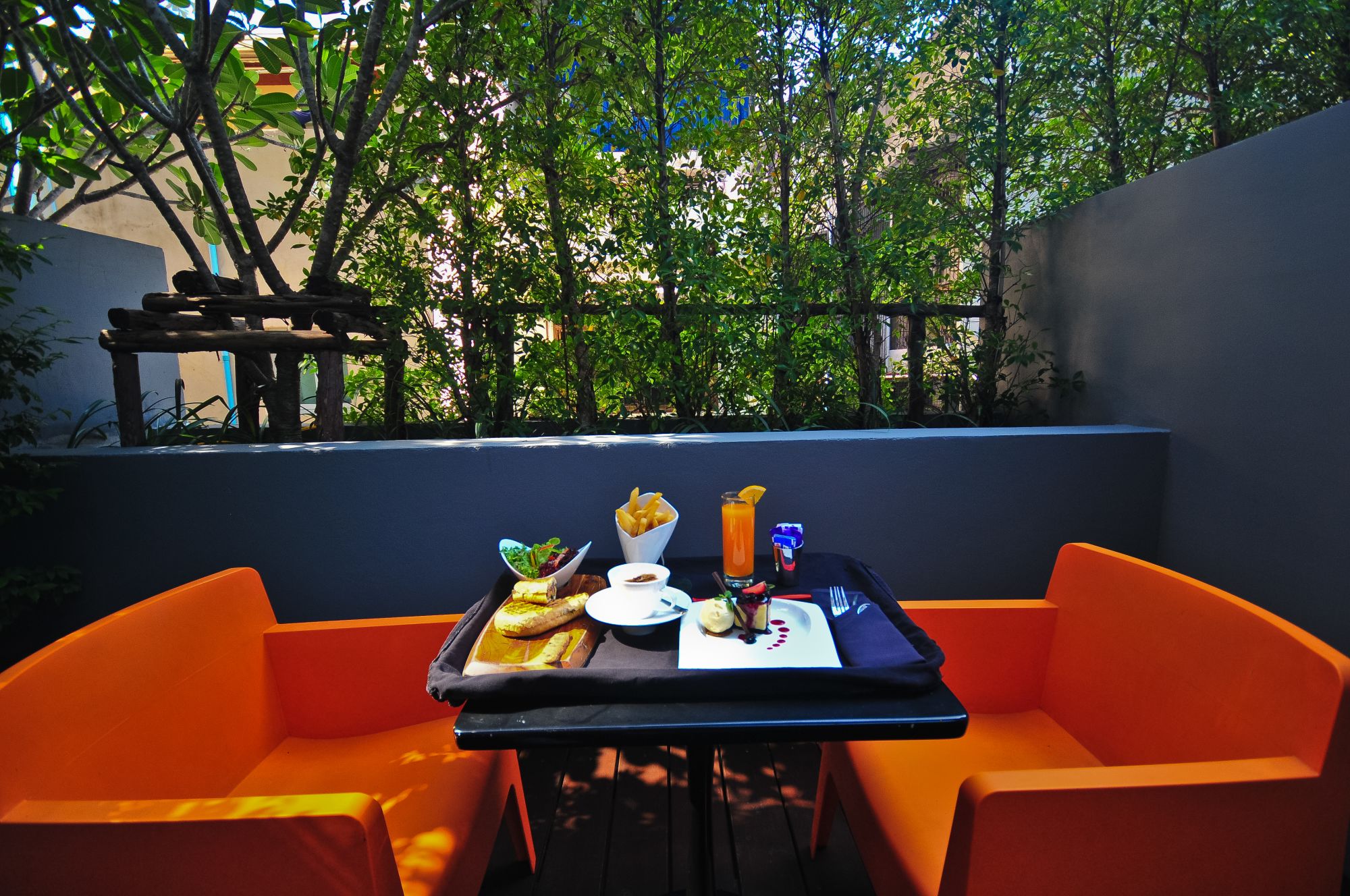 Galleria 10 Hotel in Bangkok: Premier Deck