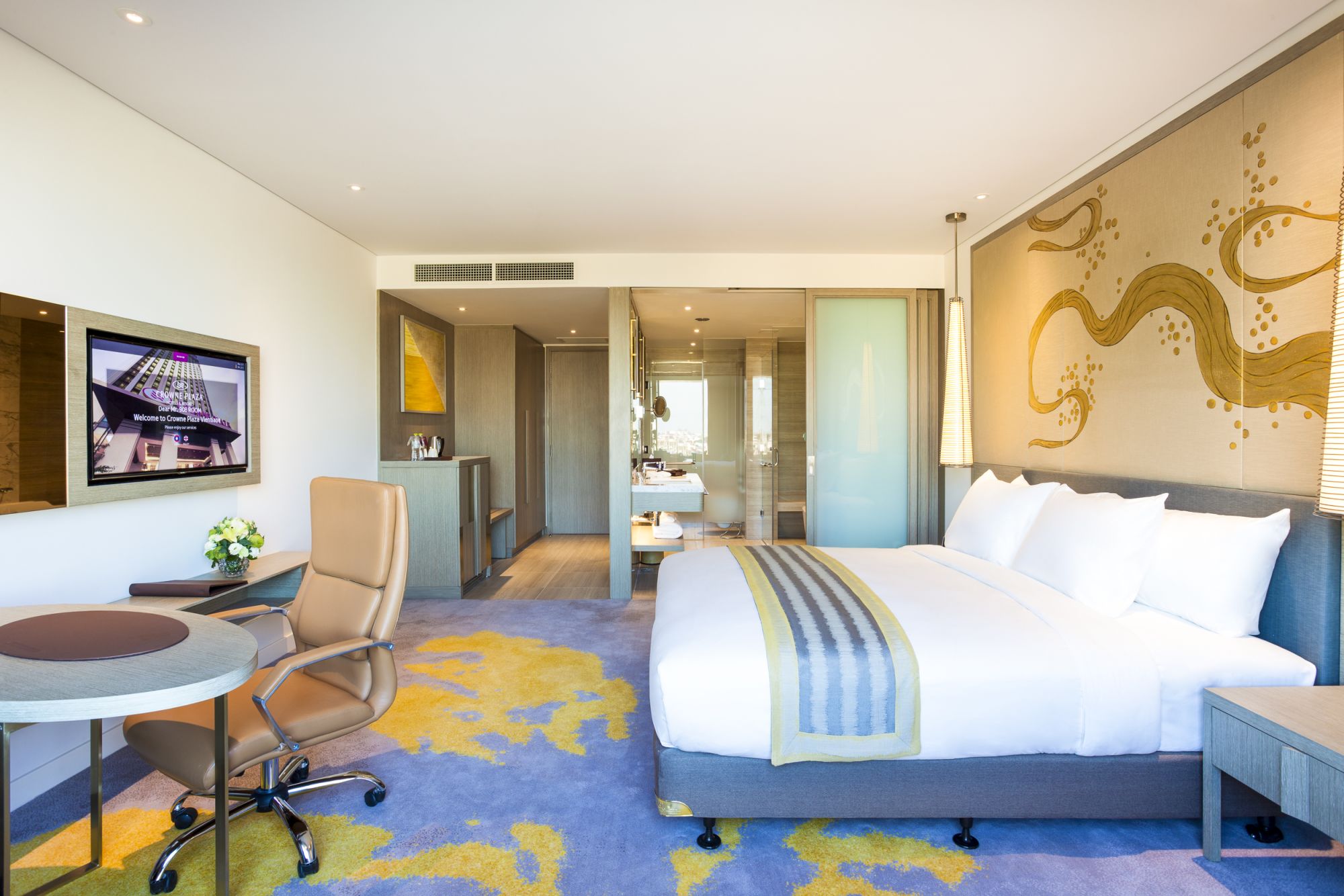 Crowne Plaza Vientiane: Standard | Standard with Pool View