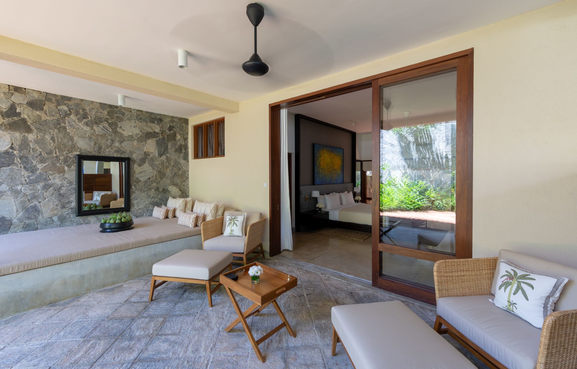 Taru Villas - The Long House in Bentota: Premier