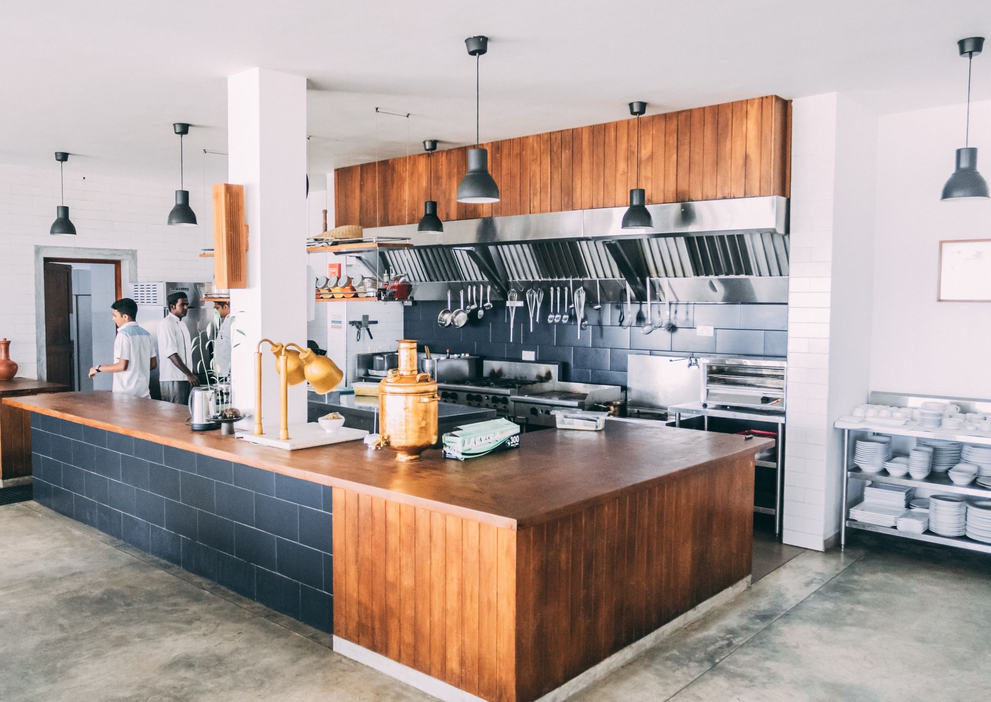 Lantern Boutique Hotel in Mirissa: 71 Bistro and Bar