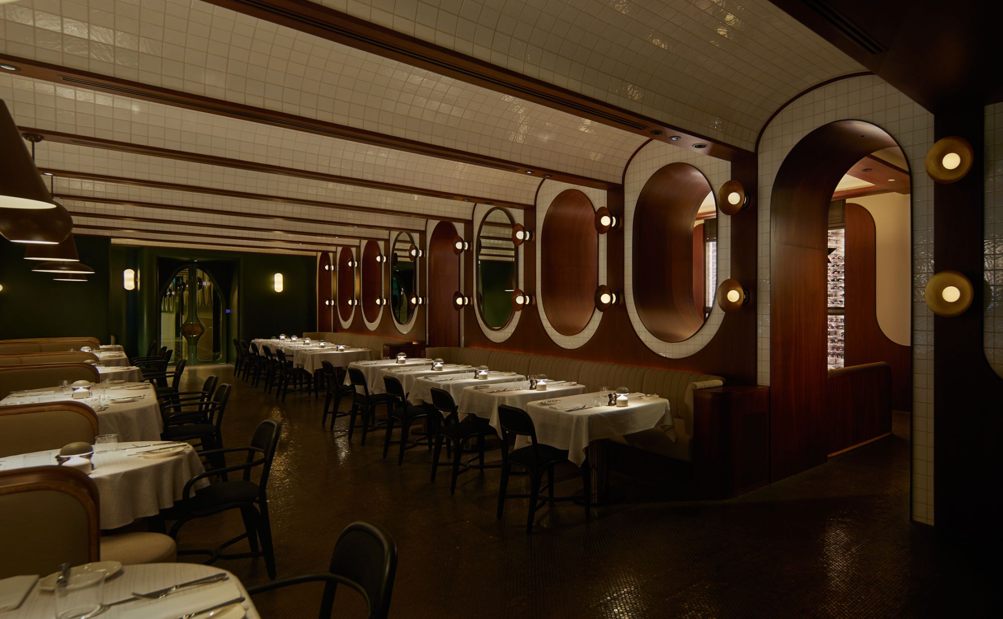 The Standard, Bangkok Mahanakhon: The Standard Grill Restaurant