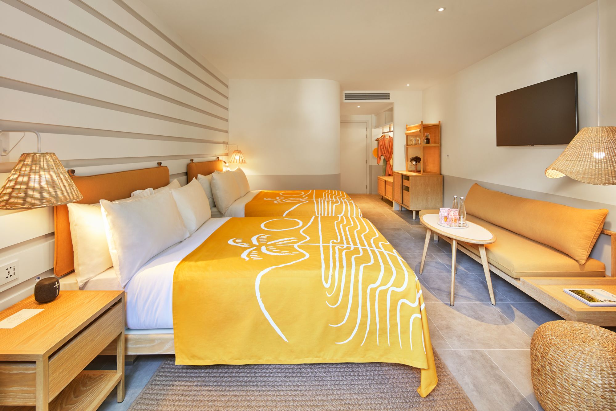 The Standard, Hua Hin: Deluxe 2 Double Beds