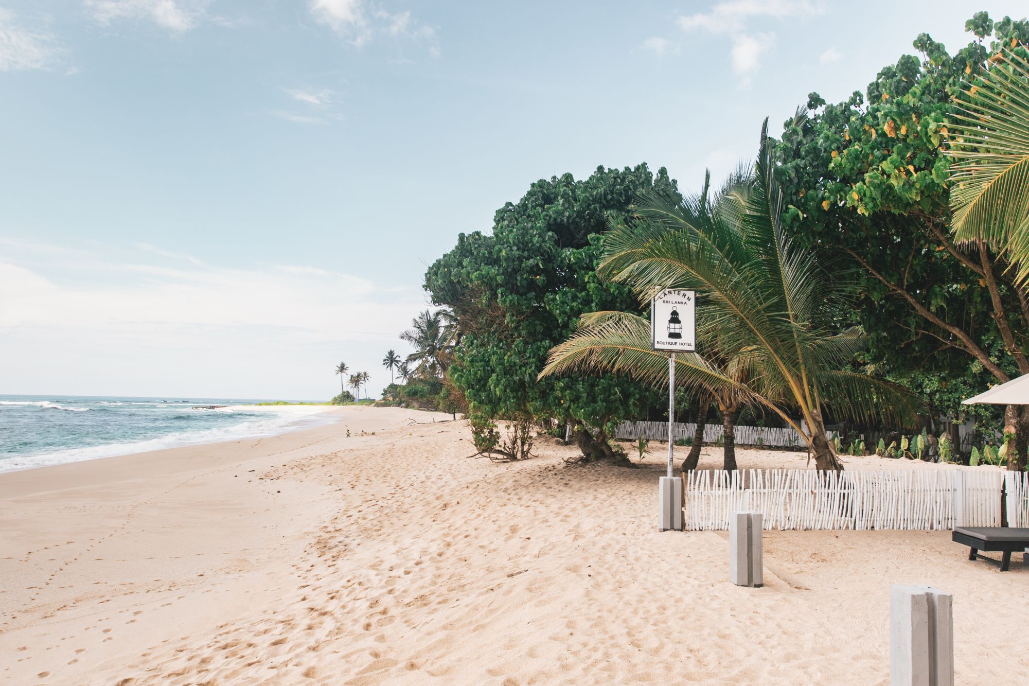 Lantern Boutique Hotel in Mirissa: Beach