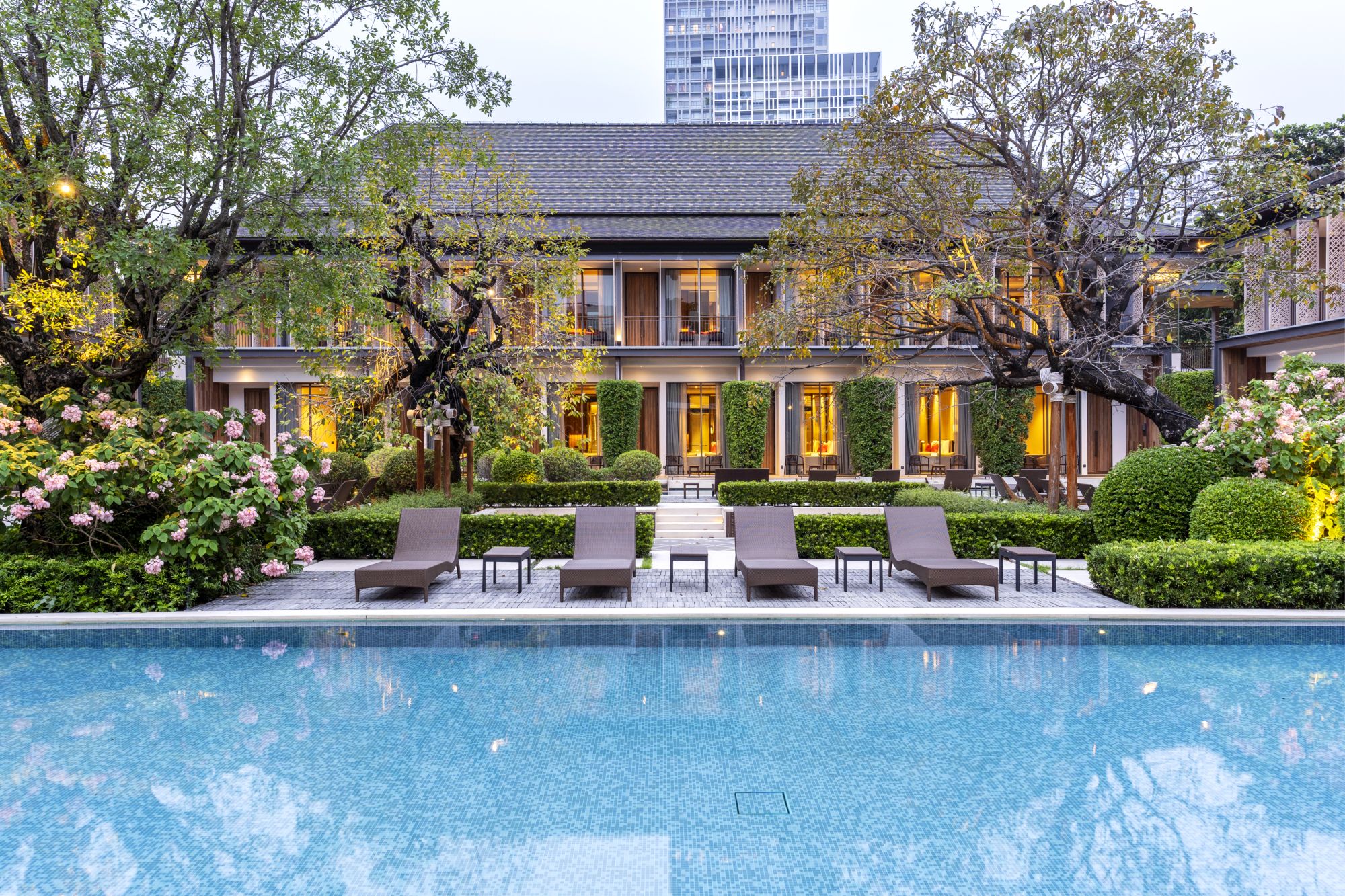 Villa Deva Resort & Hotel in Bangkok: Pool Area