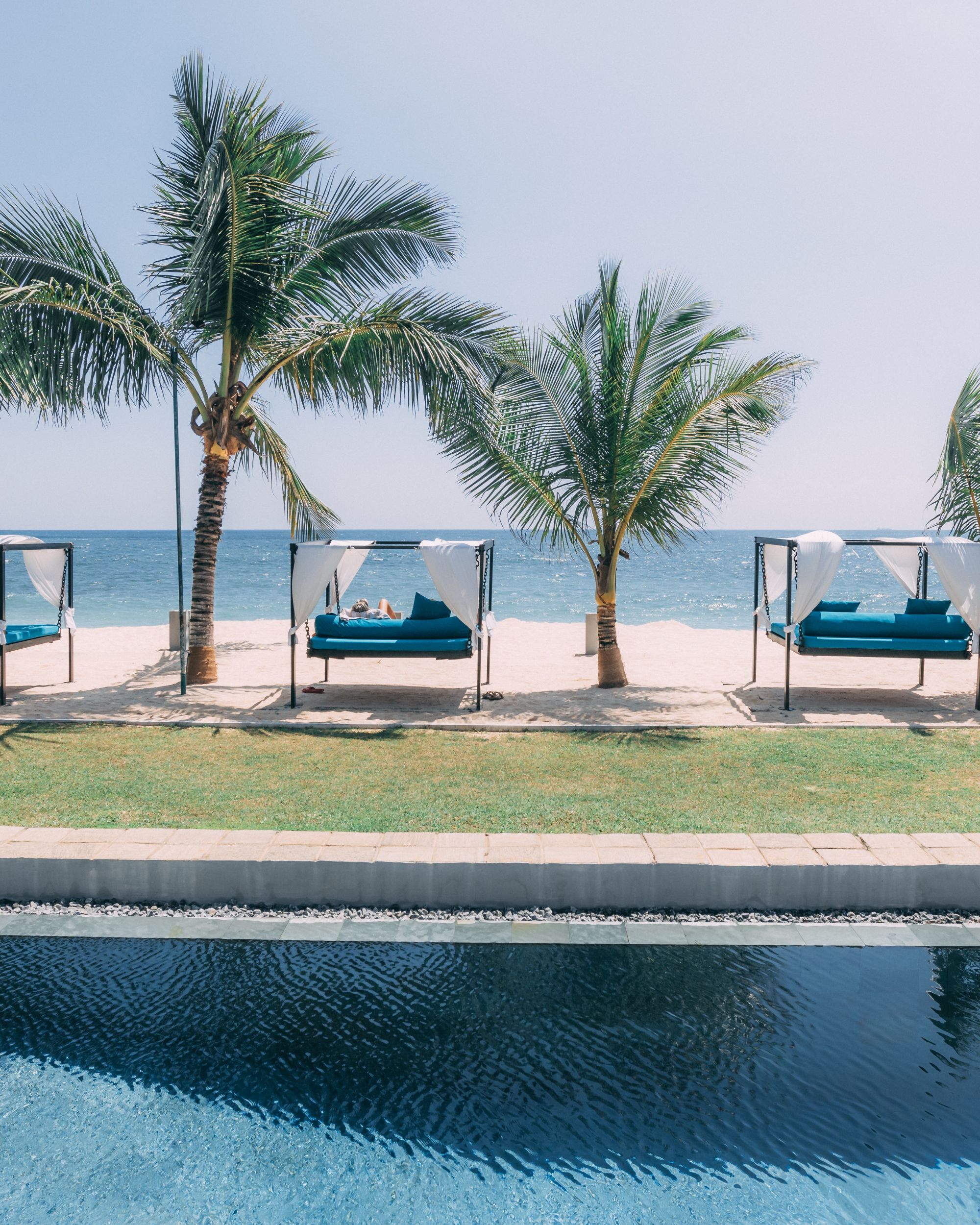 Lantern Boutique Hotel in Mirissa: Pool area