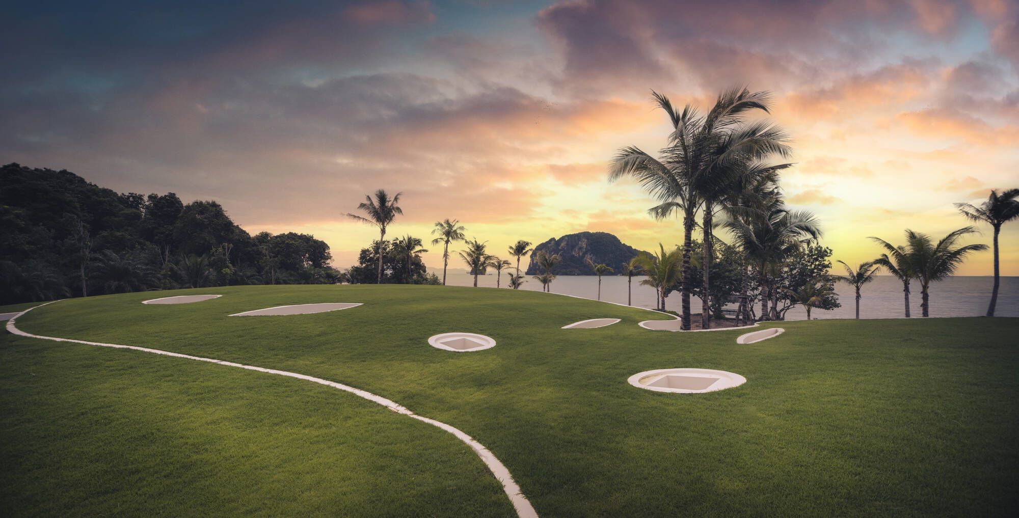Anantara Koh Yao Yai Resort & Villas in Ko Yao: Lawn Overlook Ocean