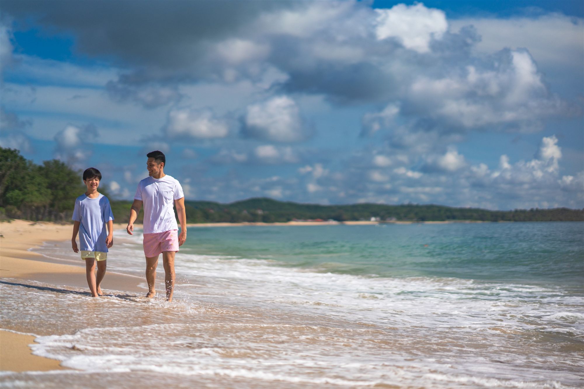 Anantara Desaru Coast Resort & Villas: Walking At The Beach
