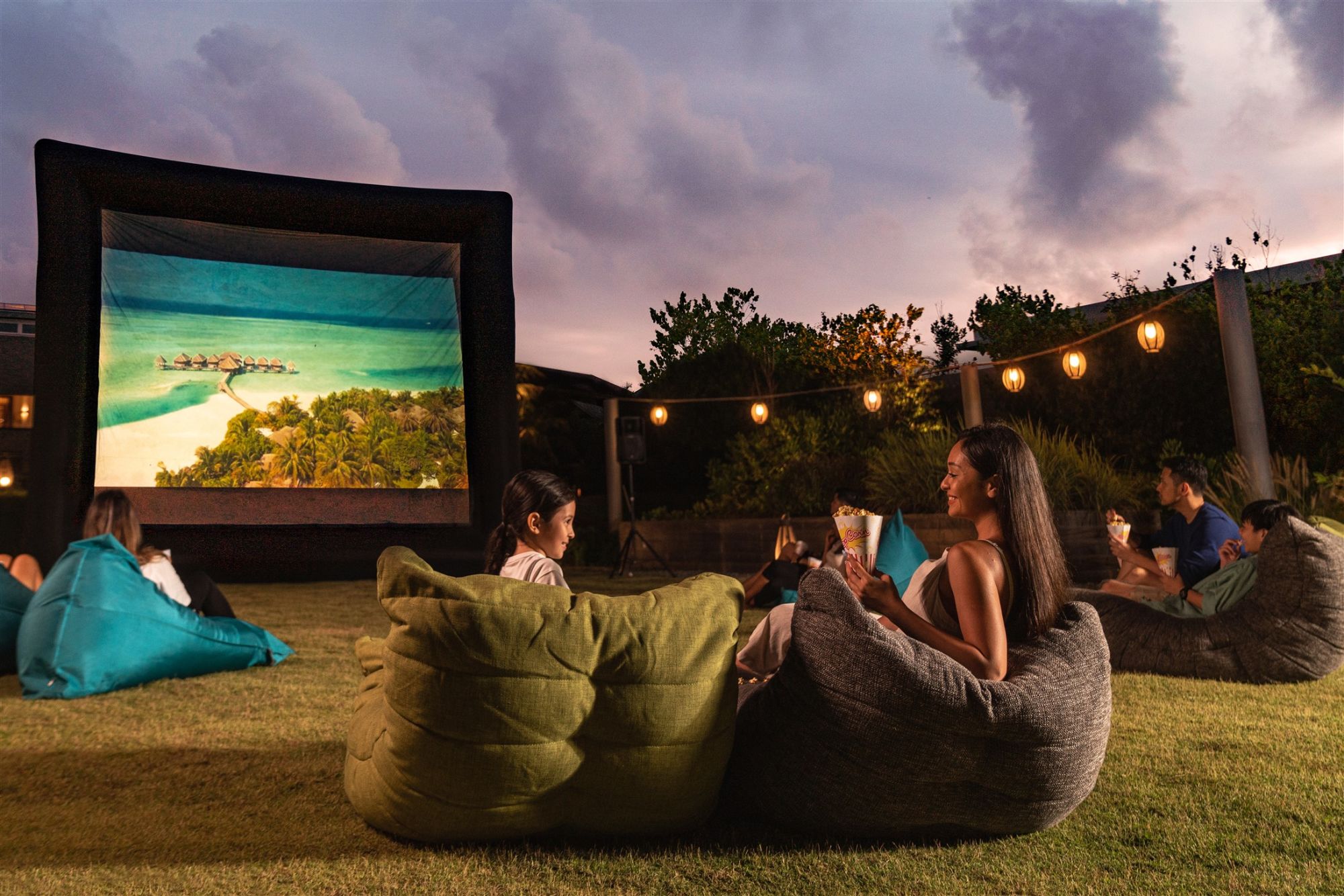 Anantara Desaru Coast Resort & Villas: Outdoor Movie Night