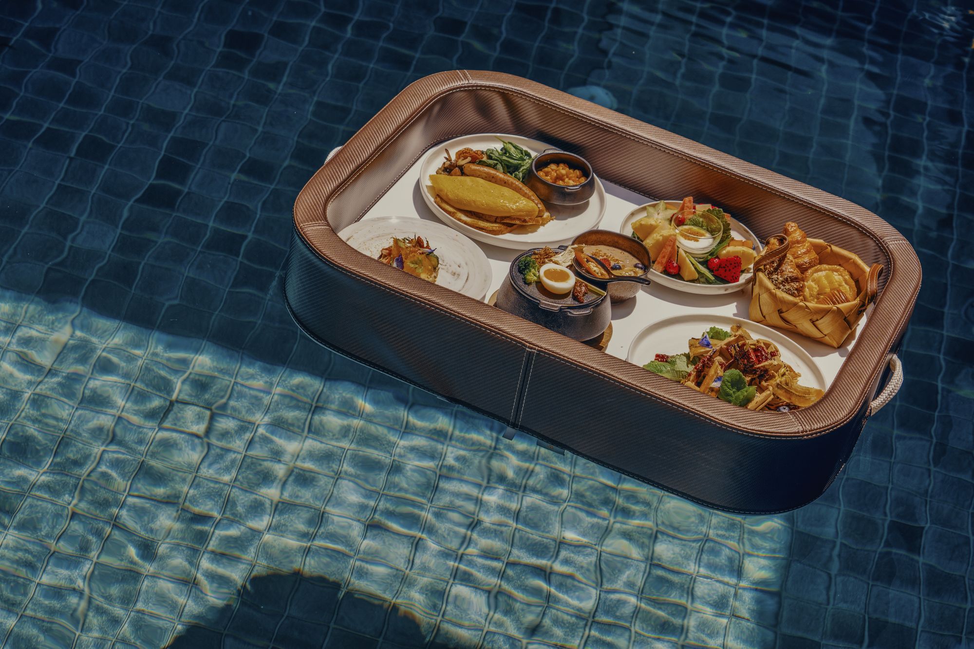 Mandarin Oriental, Desaru Coast: Floating Breakfast
