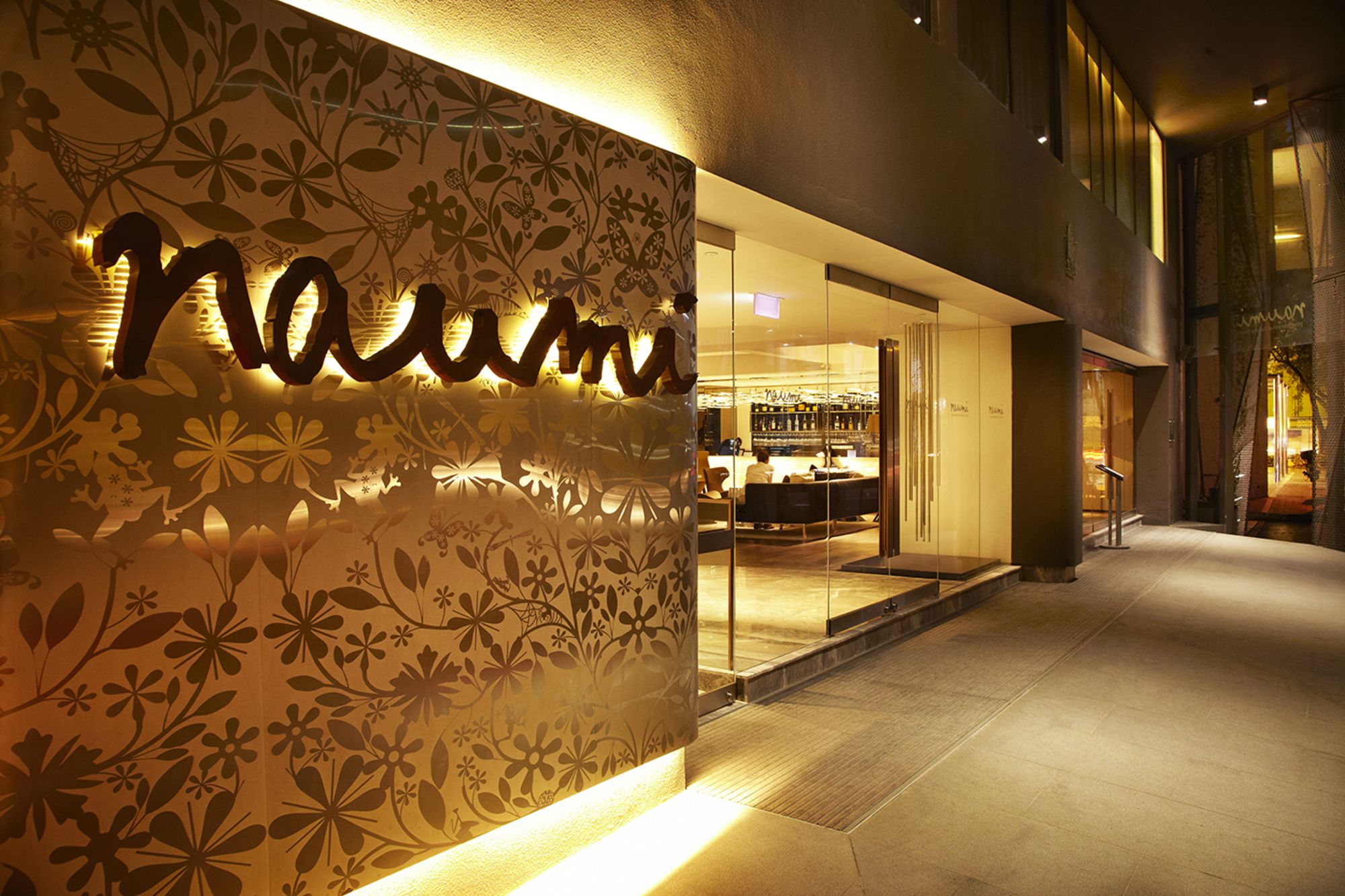 Naumi Hotel in Singapur: Hotel Entrance