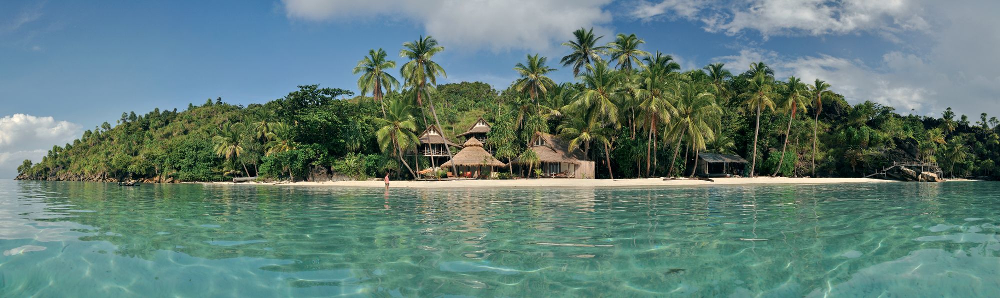 Misool Eco Resort in Sorong: Villa Kalanme Panorama View