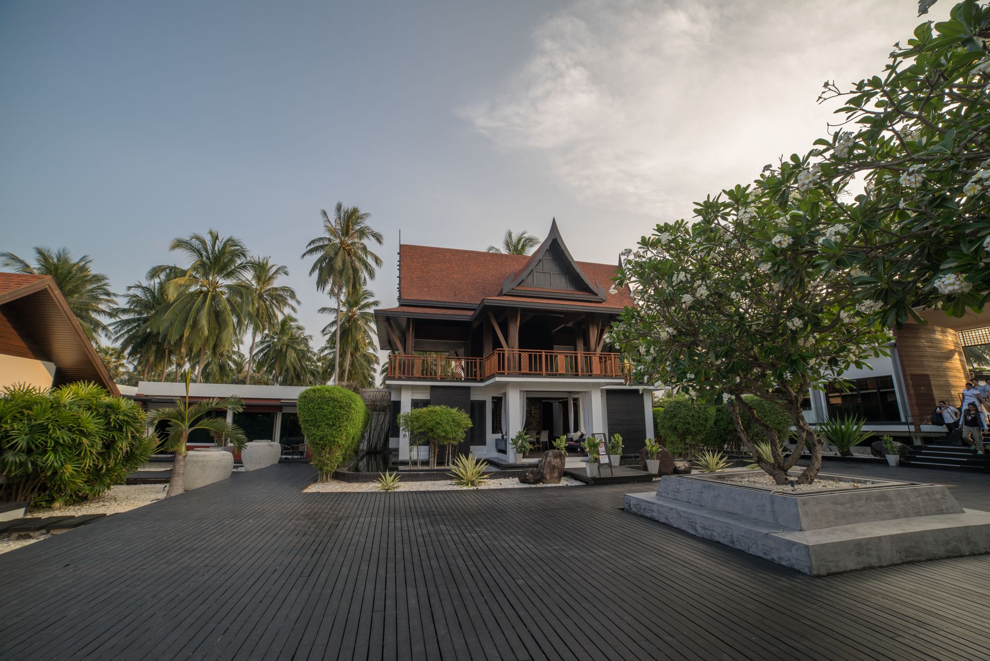 Aava Resort & Spa in Khanom: Resort Grounds
