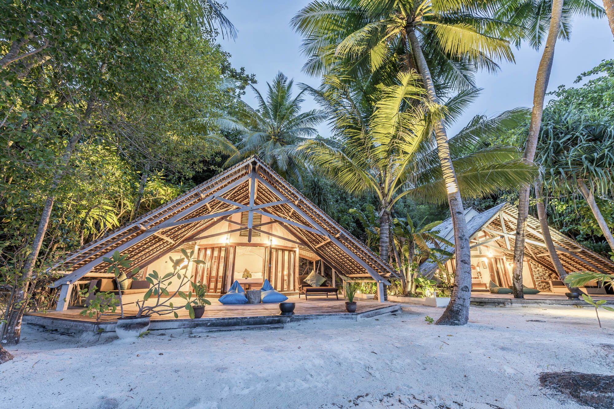 Misool Eco Resort in Sorong: Villa Tenang