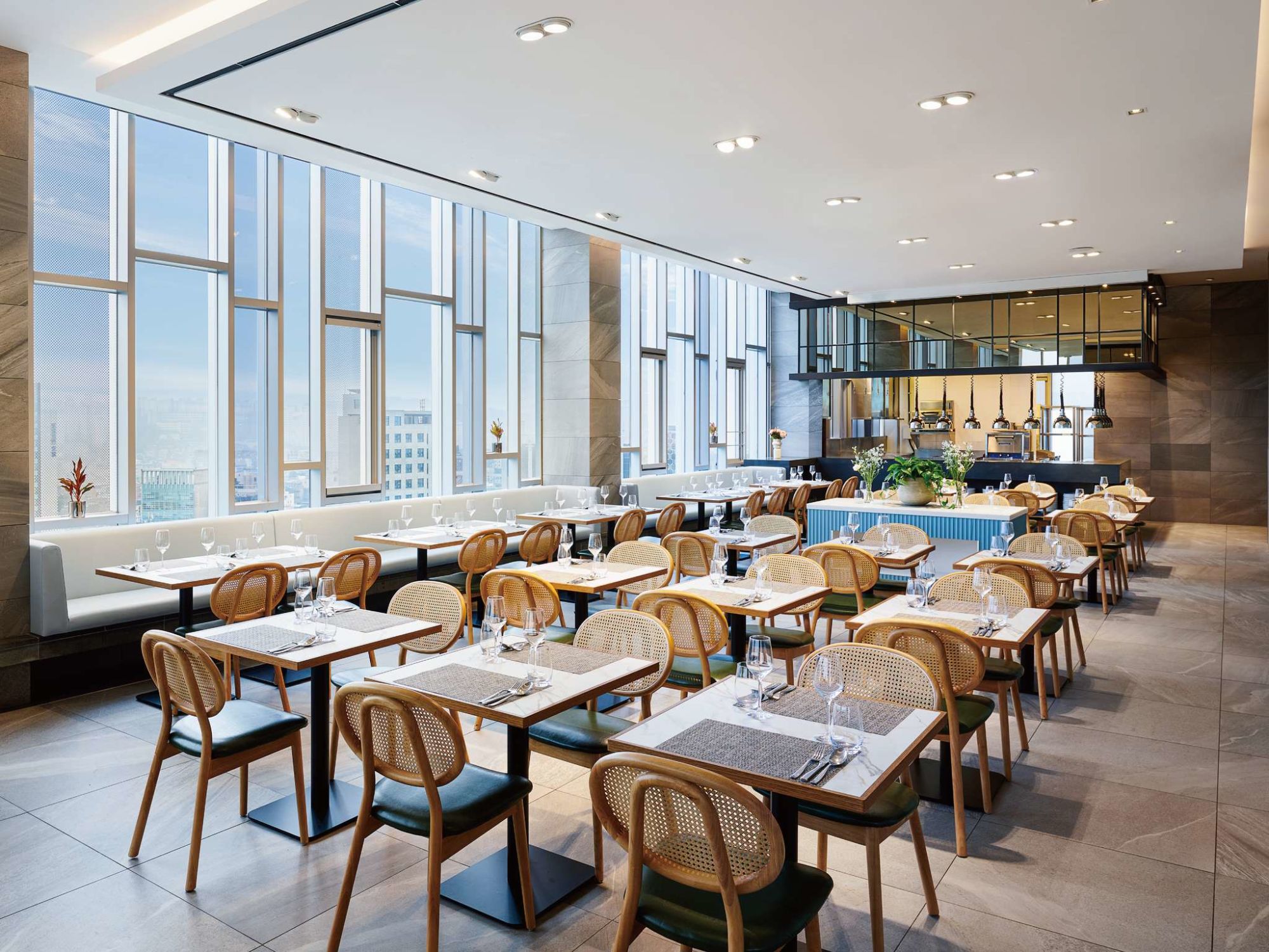 Novotel Ambassador Seoul Dongdaemun: Restaurant