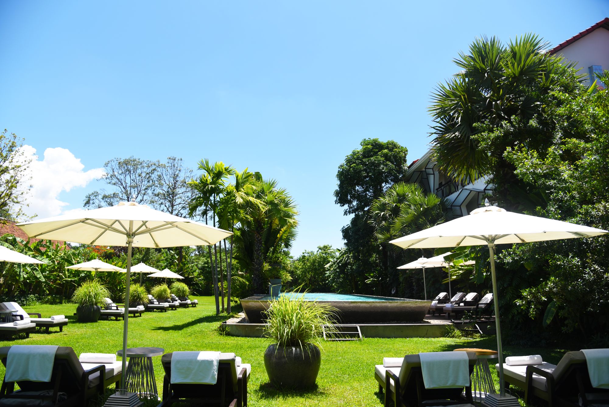 Jaya House River Park in Siem Reap: silver-pool 2