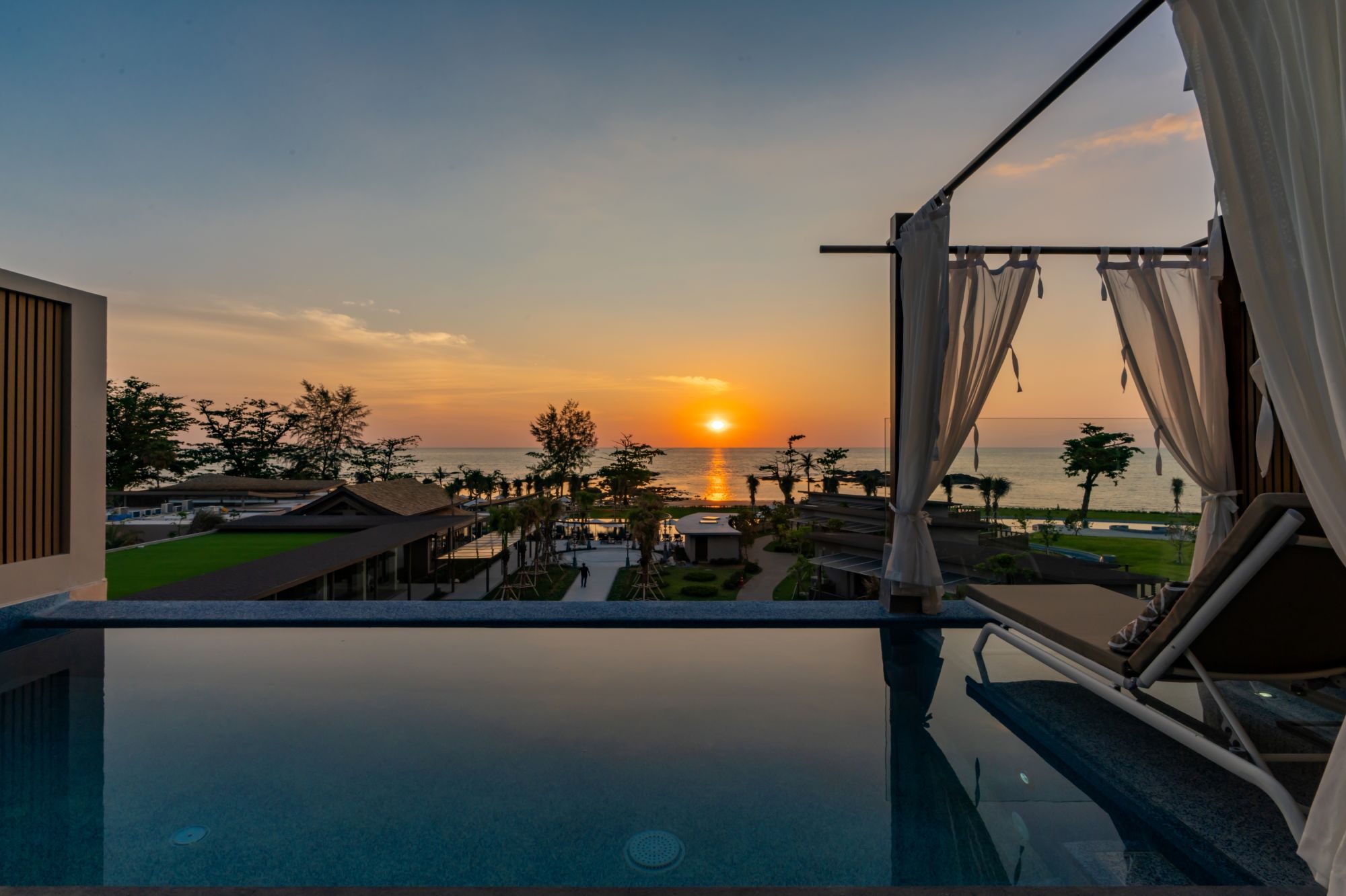 The Little Shore Khao Lak by Katathani: Seaview Pool Suite