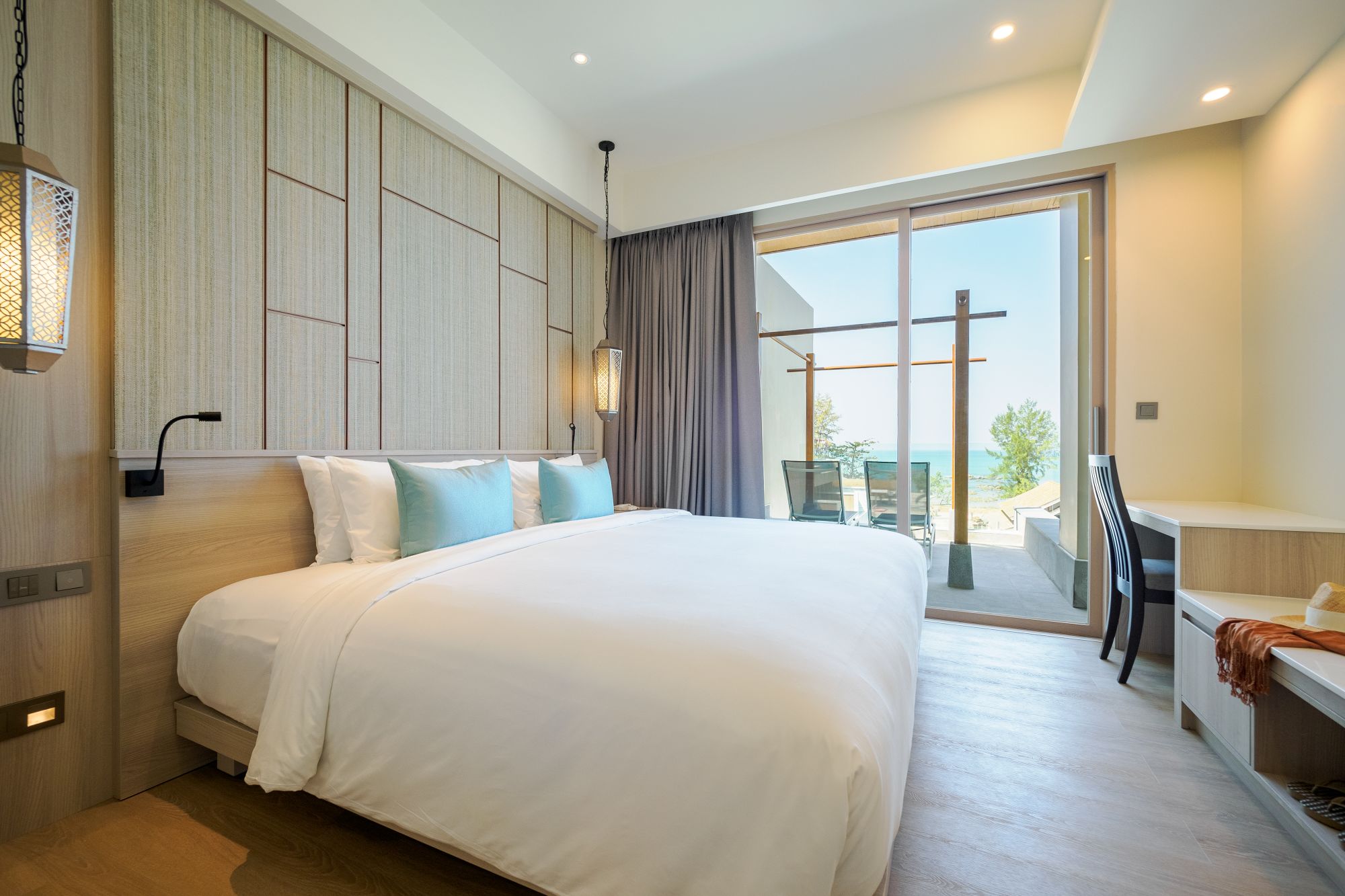 The Little Shore Khao Lak by Katathani: Seaside Two Bedroom Pool Suite | Master Bedroom