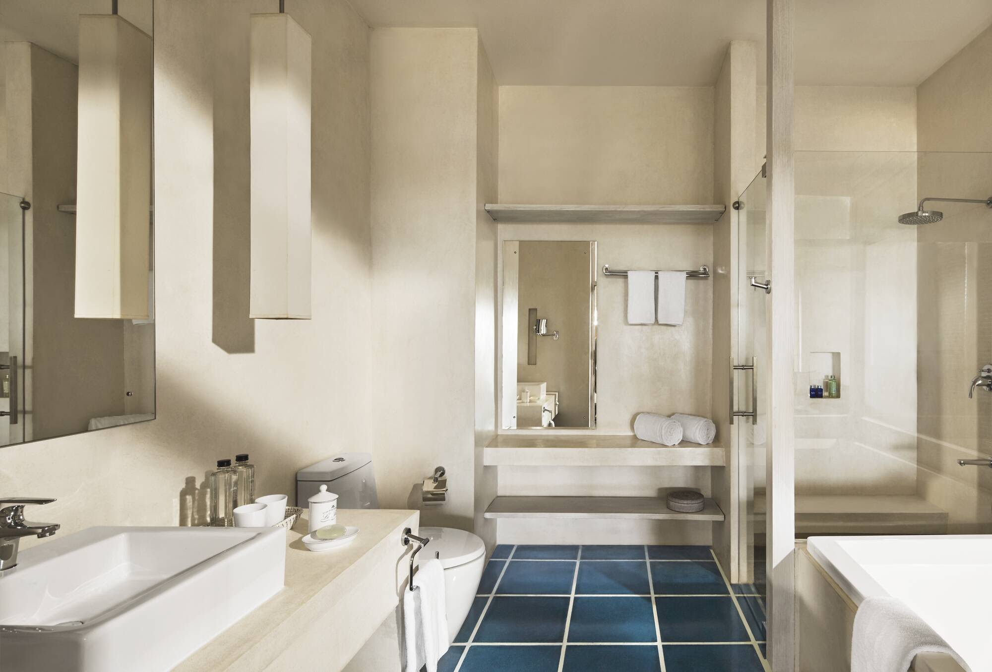 Jetwing Blue in Negombo: Super Deluxe