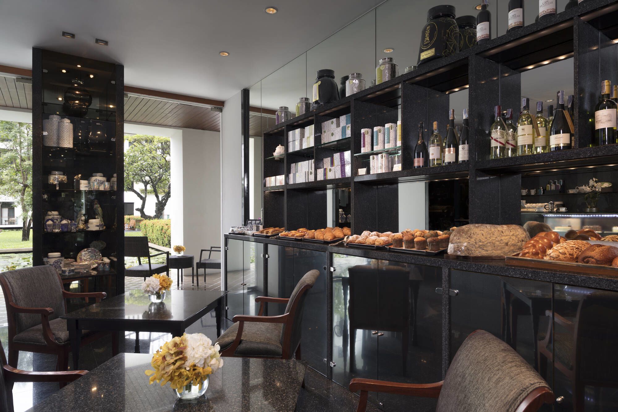 The Sukhothai Bangkok: Thiaman Café