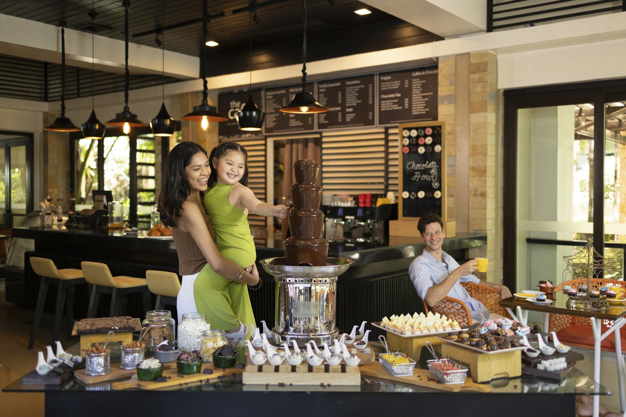 Mövenpick Resort & Spa Boracay:  Chocolate Hour