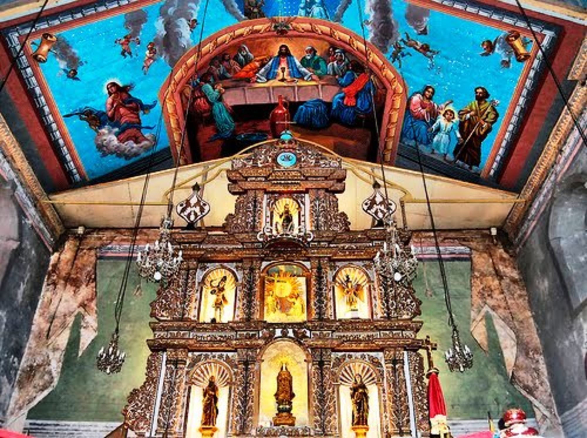Bohol Beach Club: Baclayon Church Altar