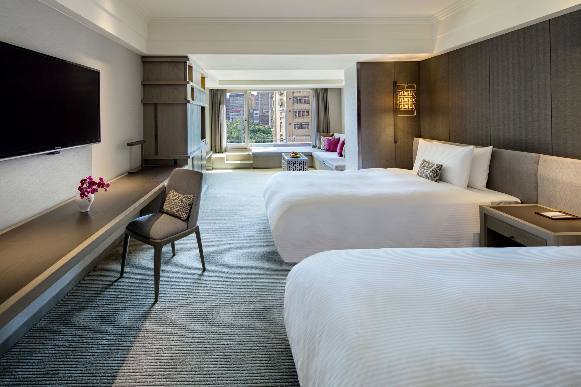 Regent Taipei: Premium Balcony