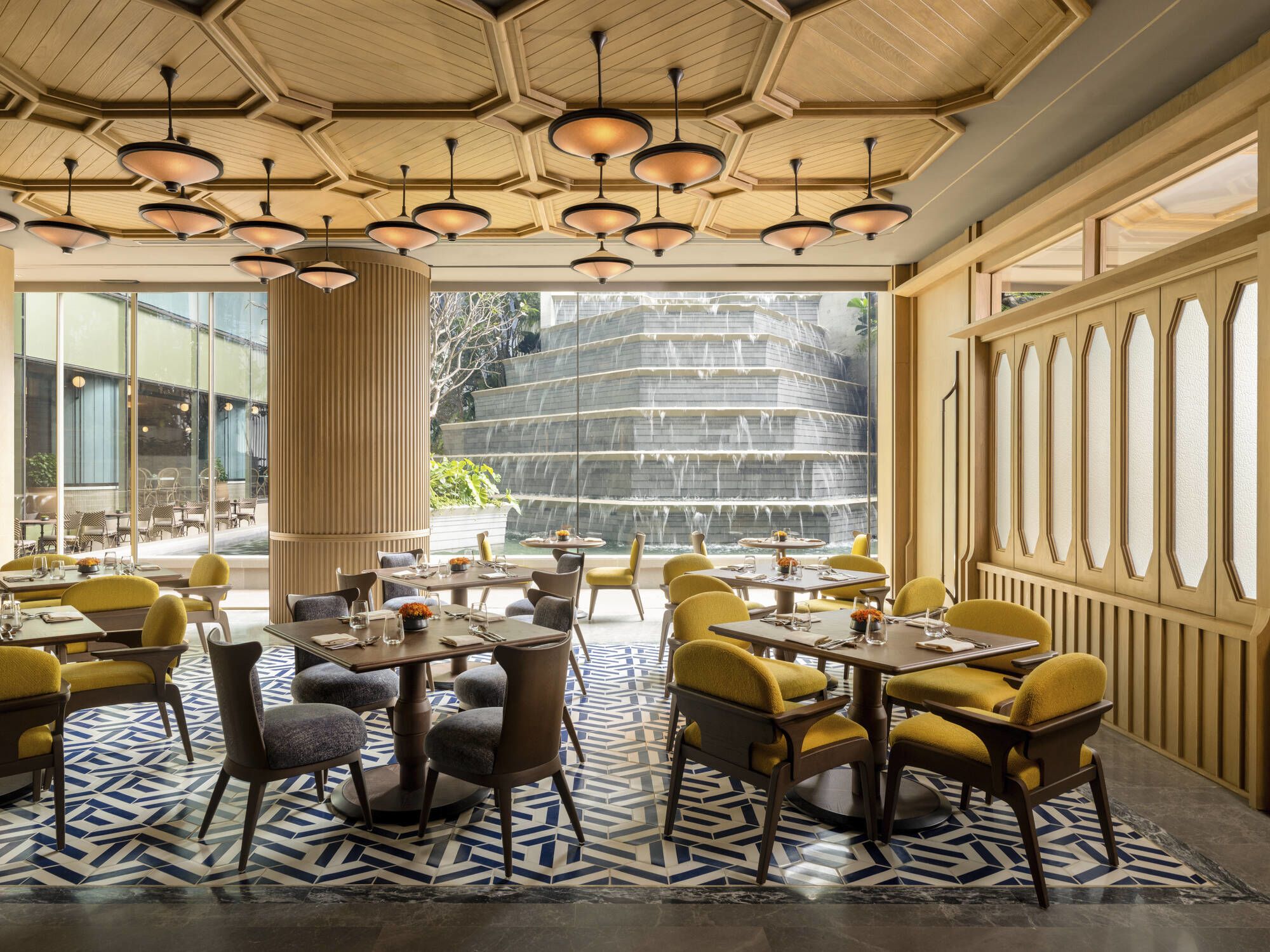Dusit Thani Bangkok: Restaurant Pavilion