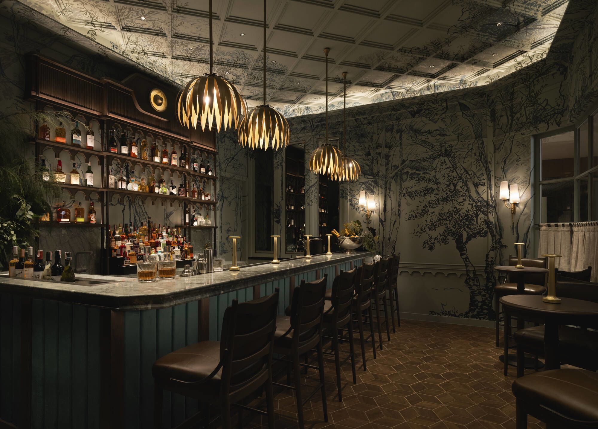 Dusit Thani Bangkok: Restaurant Pavilion | Forest Bar