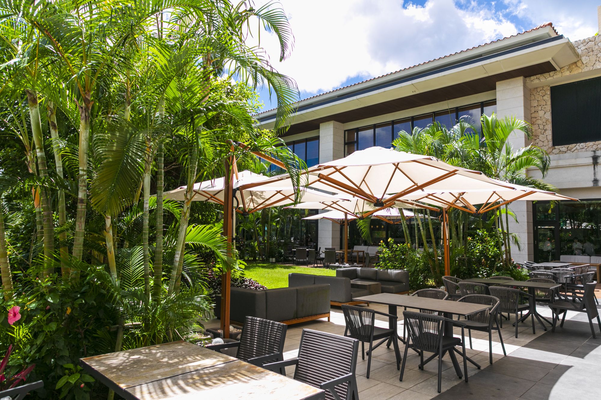 Hyatt Regency Seragaki Island, Okinawa: Serale Garden
