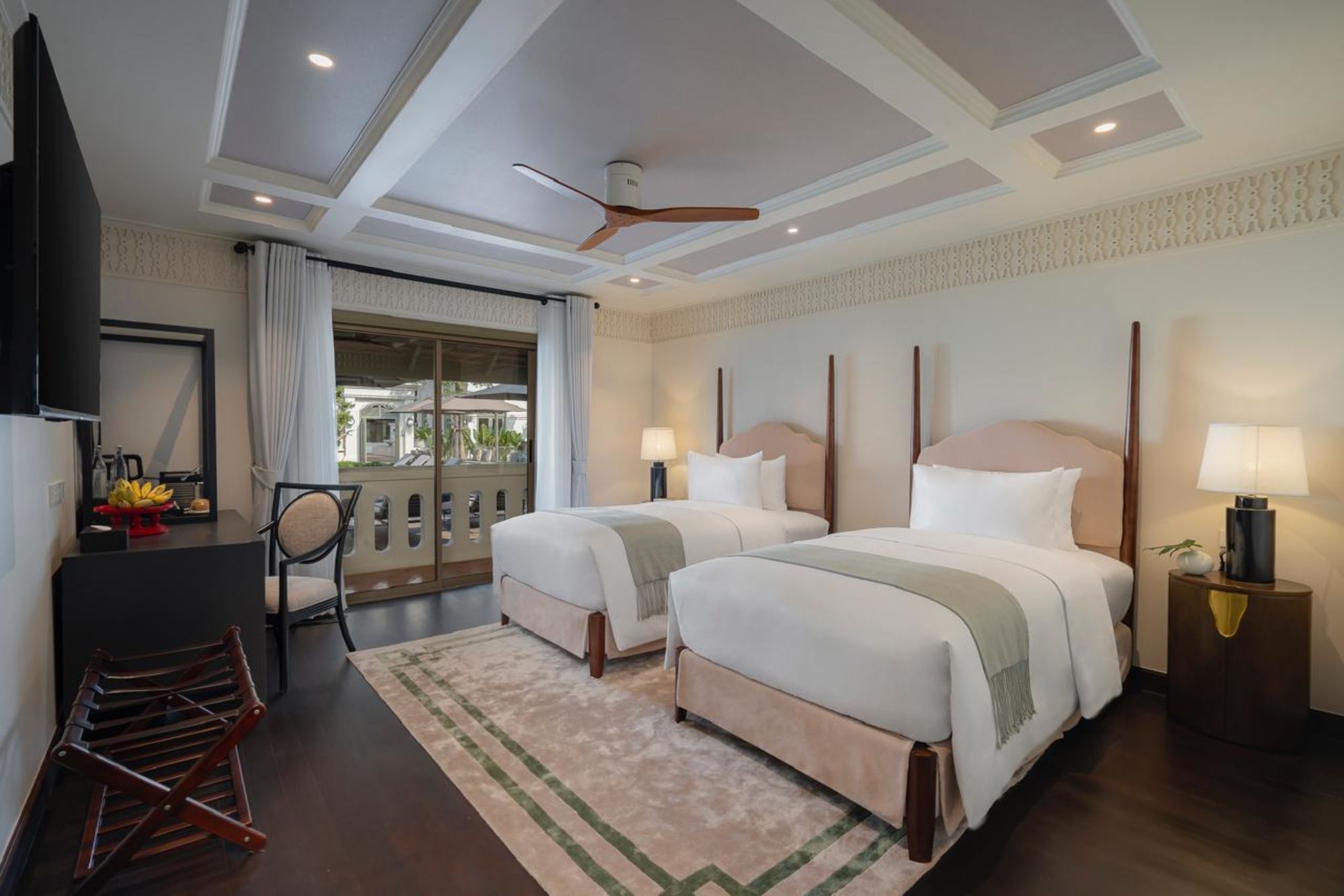 Souphattra Heritage Vientiane: Heritage Executive