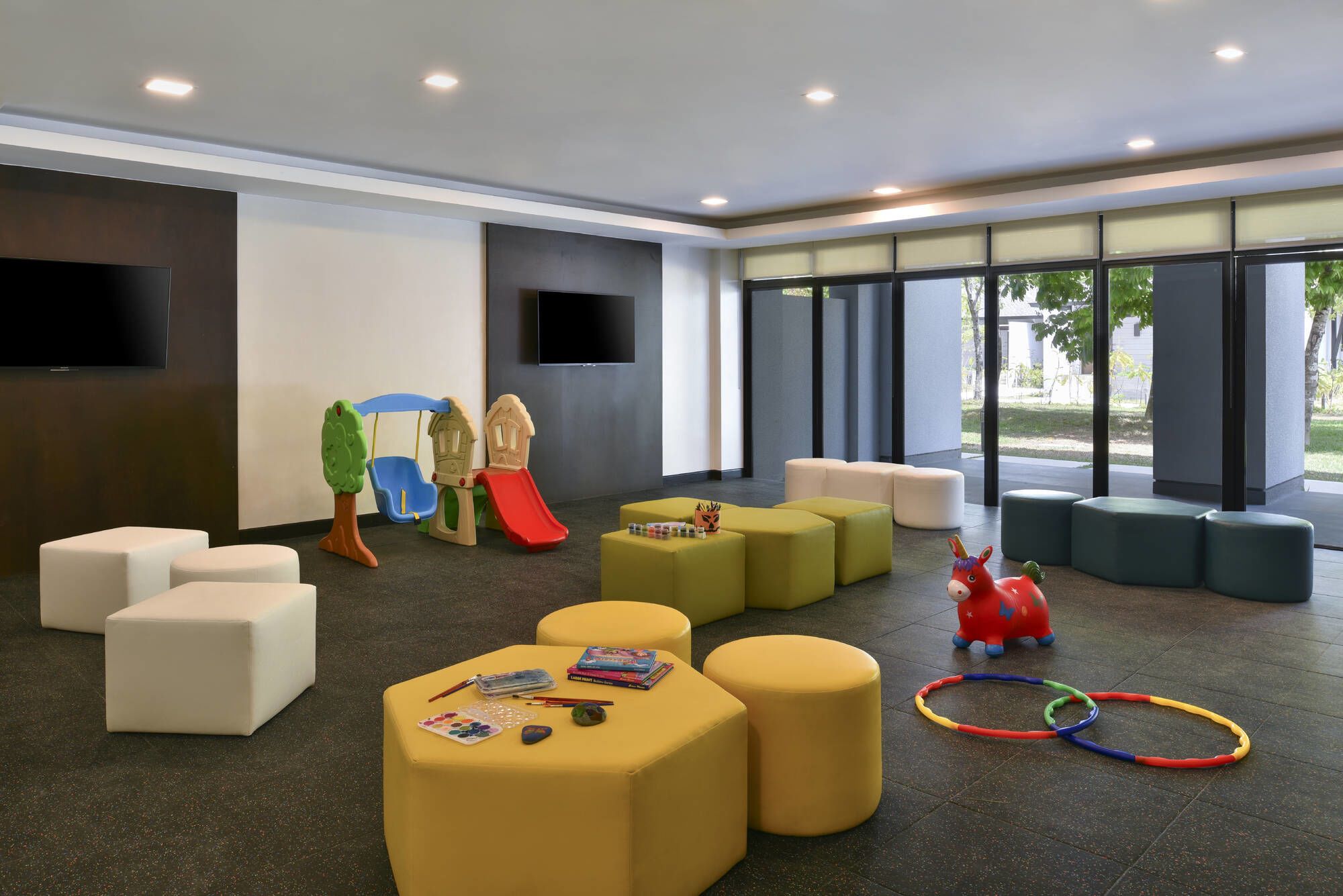 Seda Lio in Palawan: Kids Club