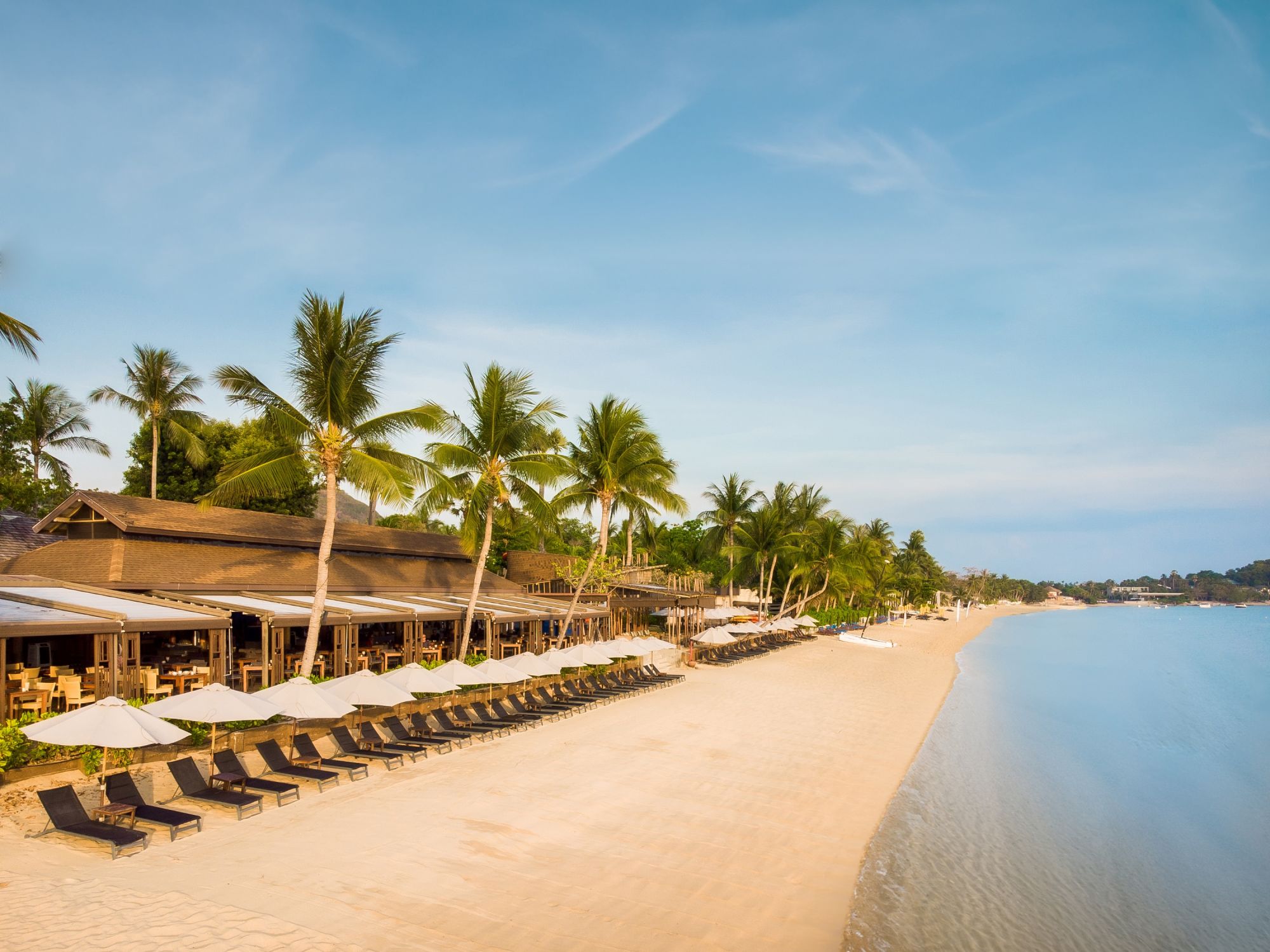Bandara Spa Resort & Pool Villas in Ko Samui: Beach