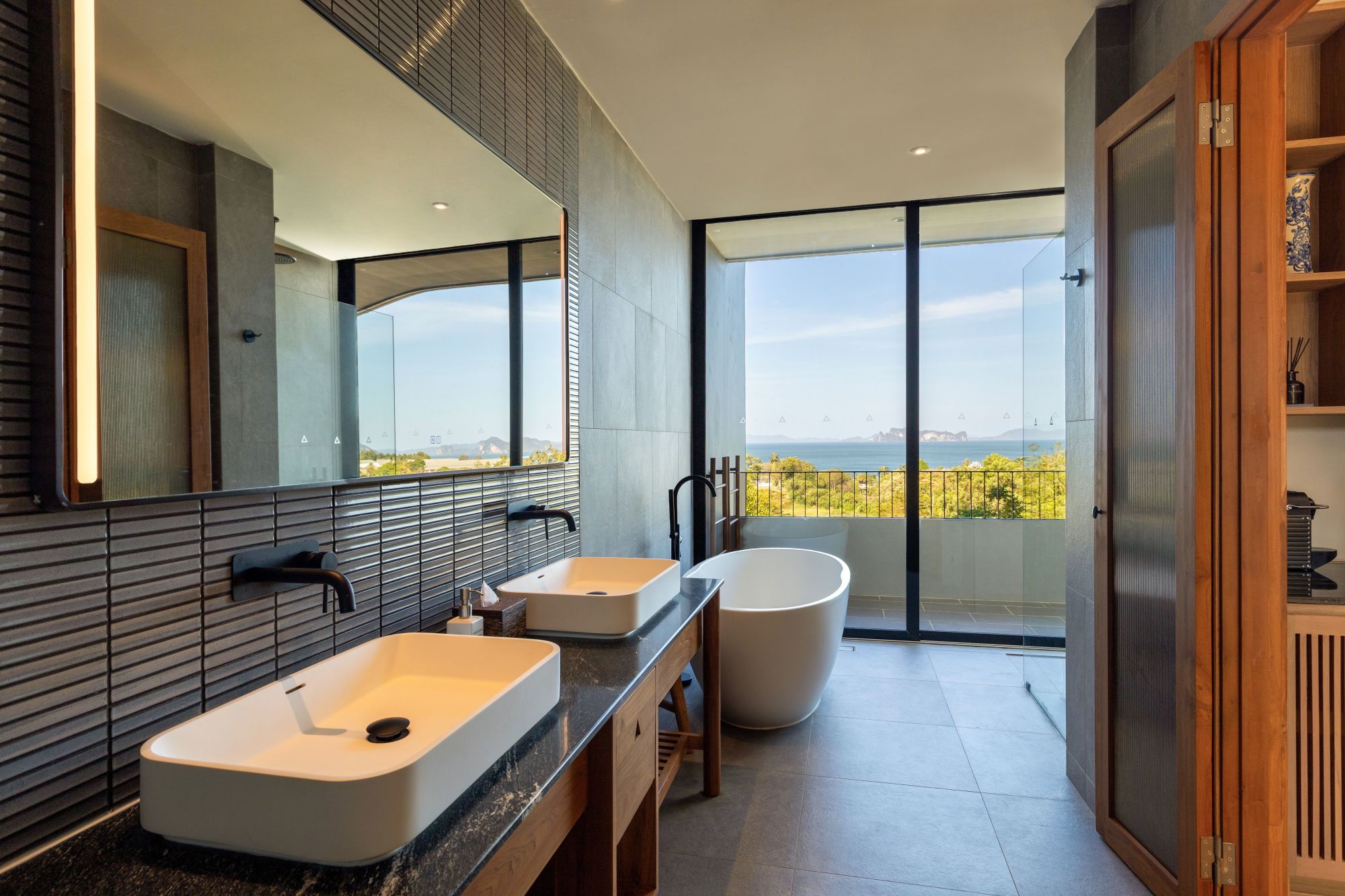 Varana Krabi: Horizon | Bathroom