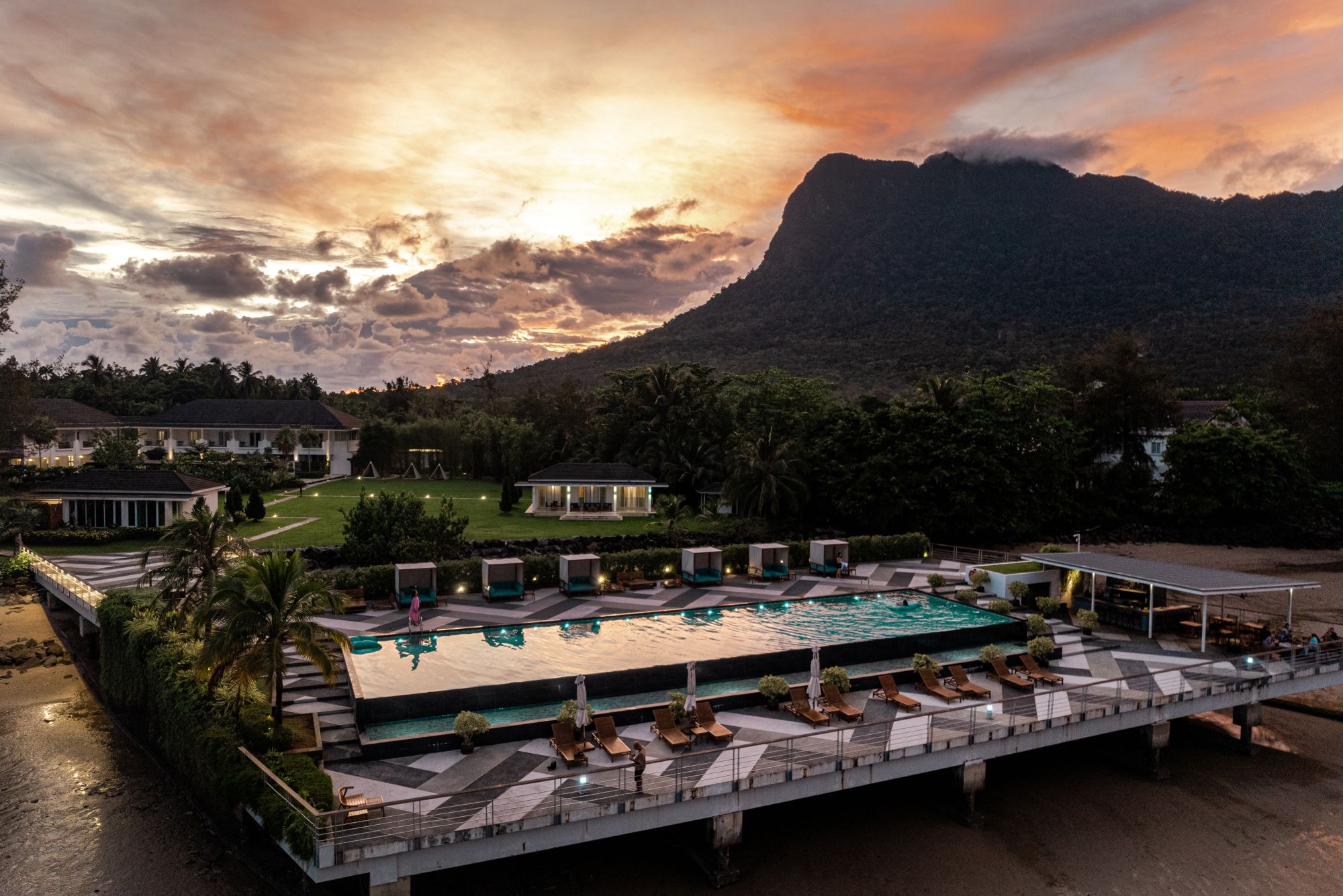 Cove 55 in Kuching: Cove 55 at Sunset View