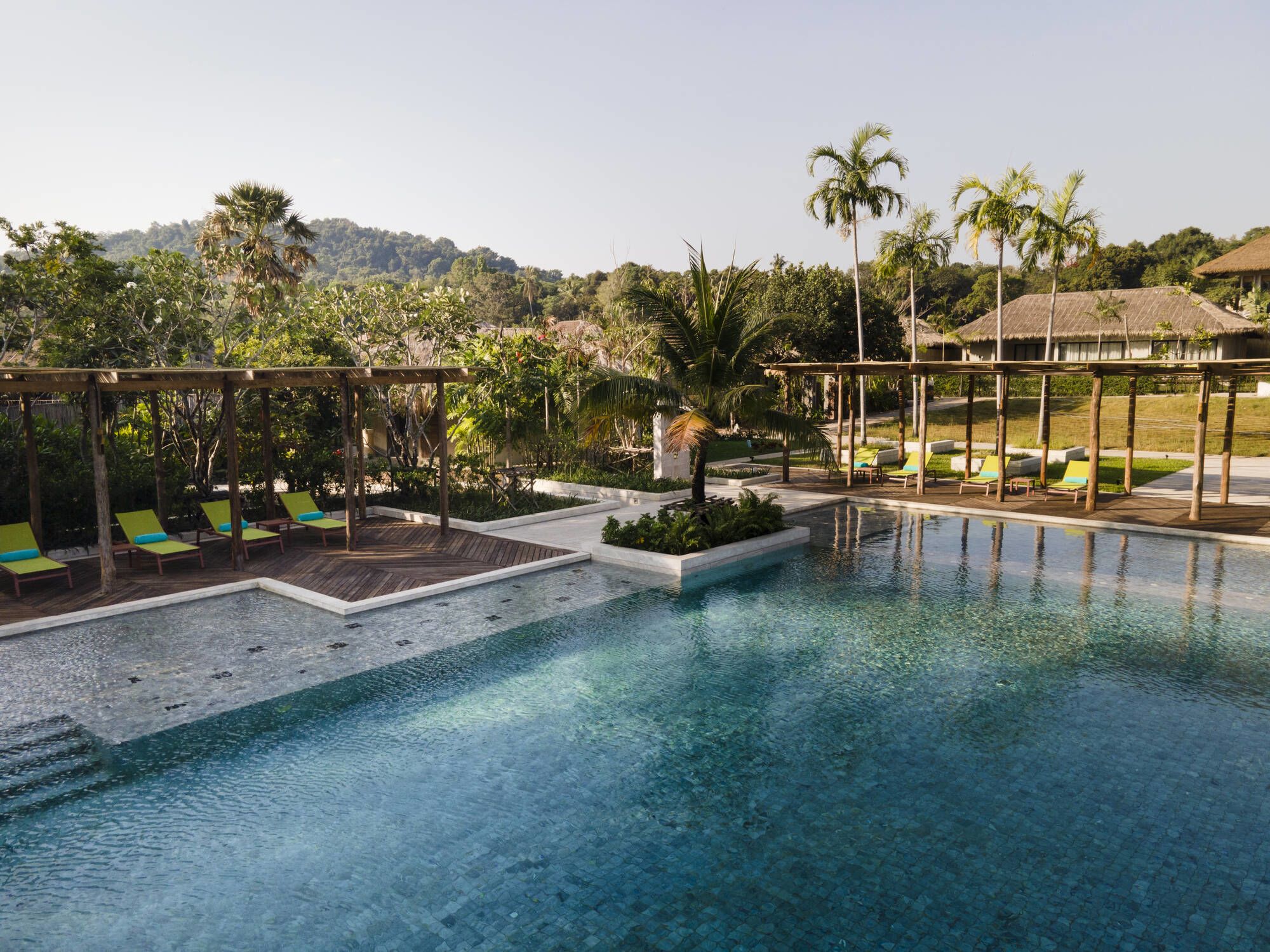 JATI Koh Russey: Swimmingpool
