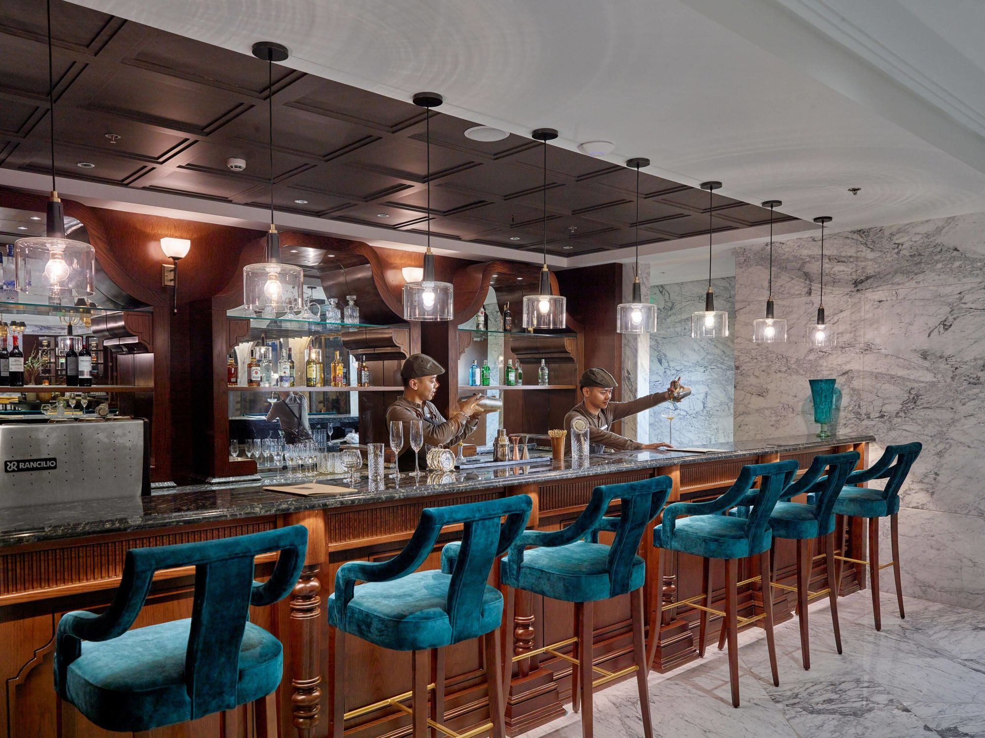 Peridot Grand Luxury Boutique Hotel à Hanoi: Lobby Bar
