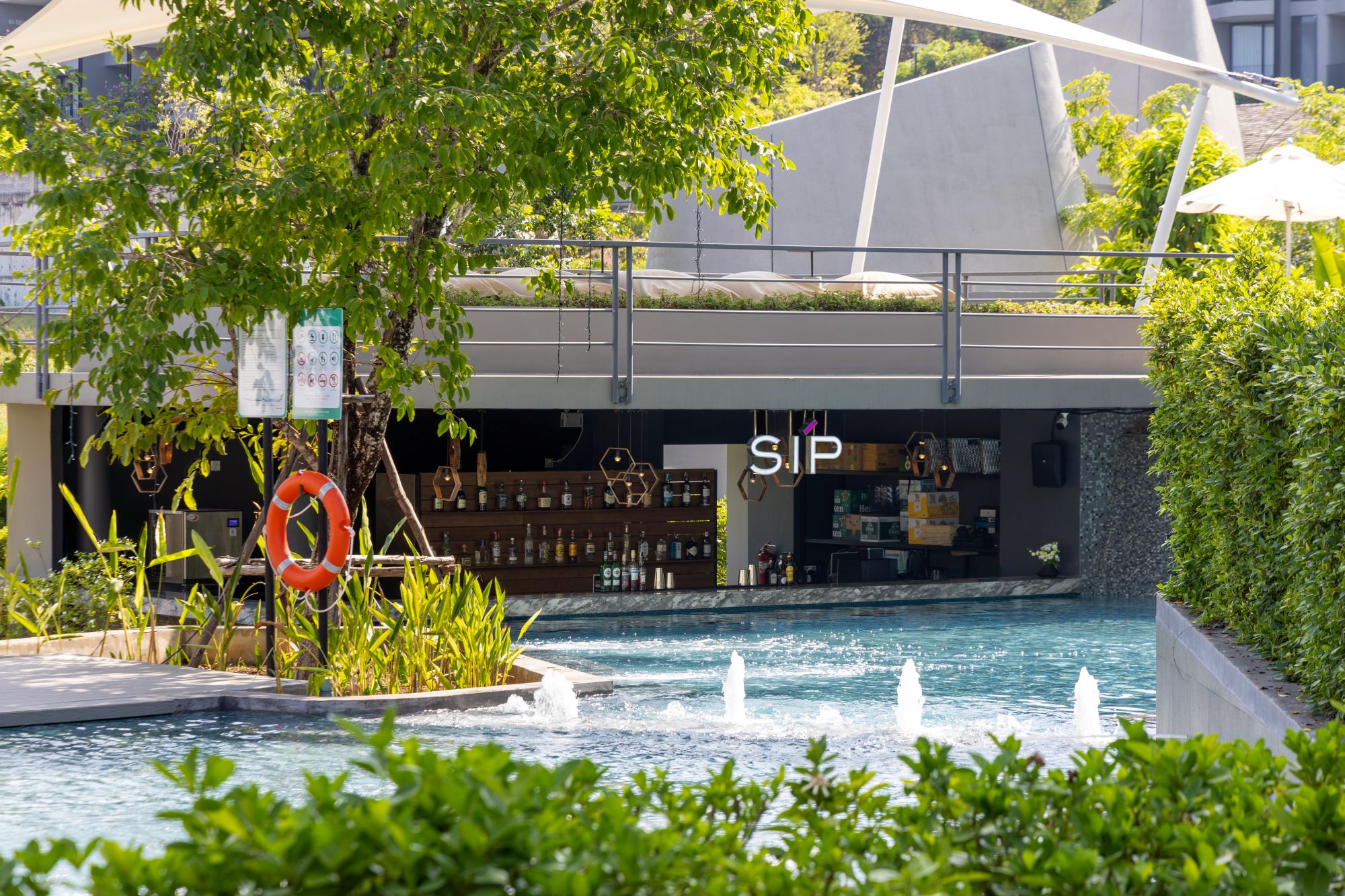 Varana Krabi: Sip Pool Bar