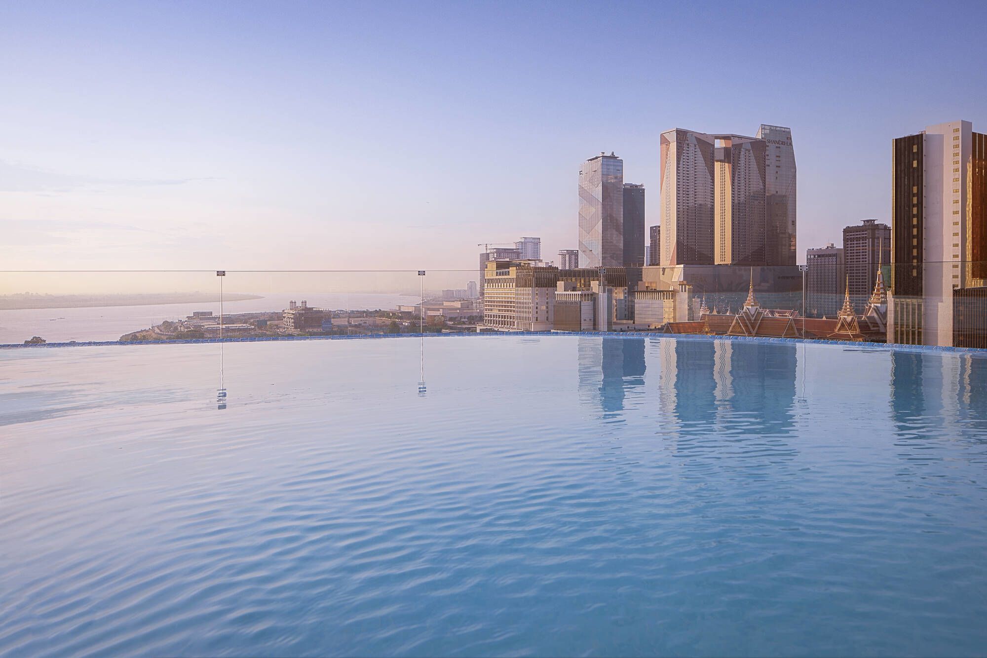 Chaiya Palace Hotel à Phnom Penh:  Joulsy Infinity Pool